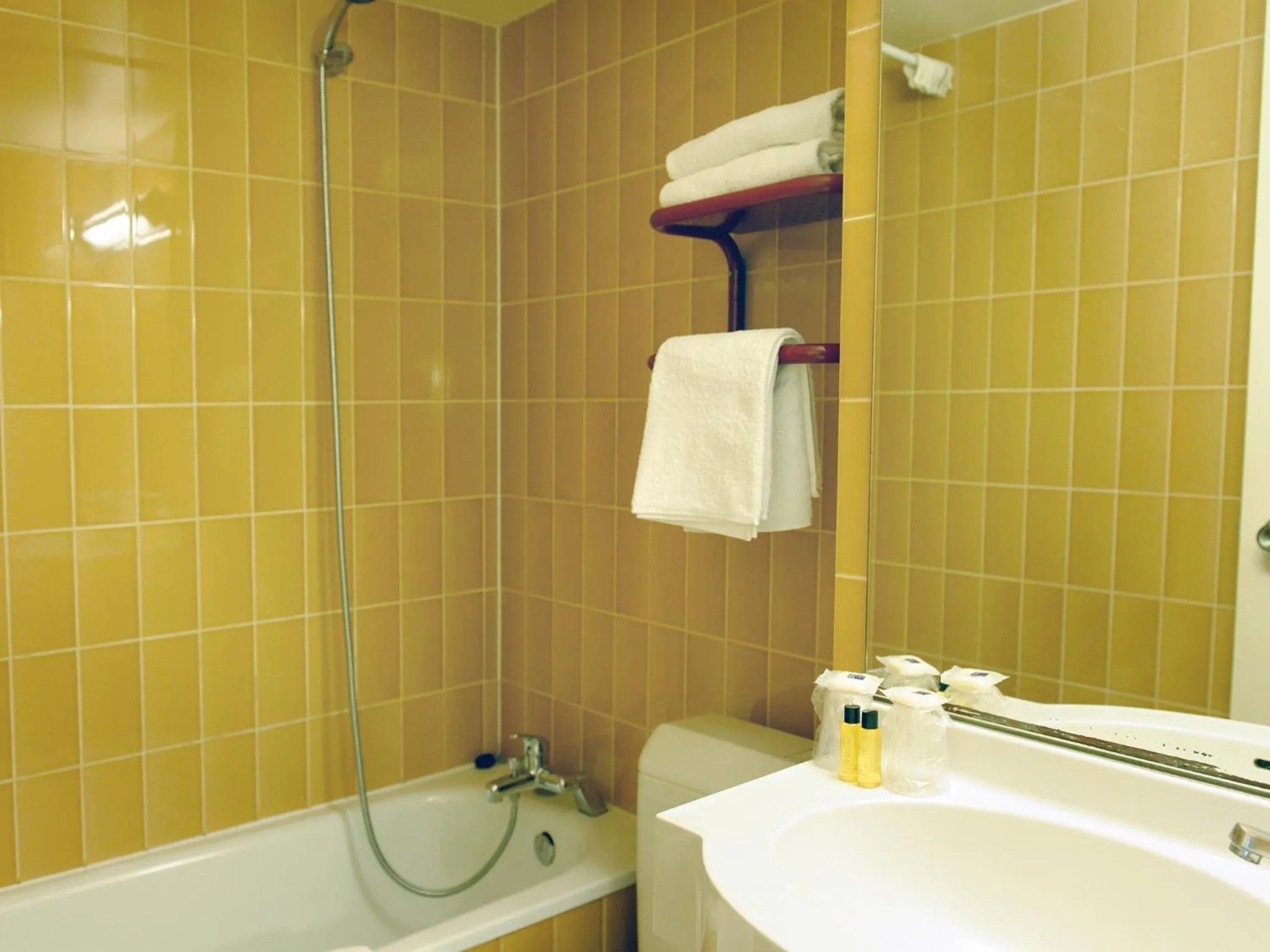 Bathroom in New Hotel Saint Lazare