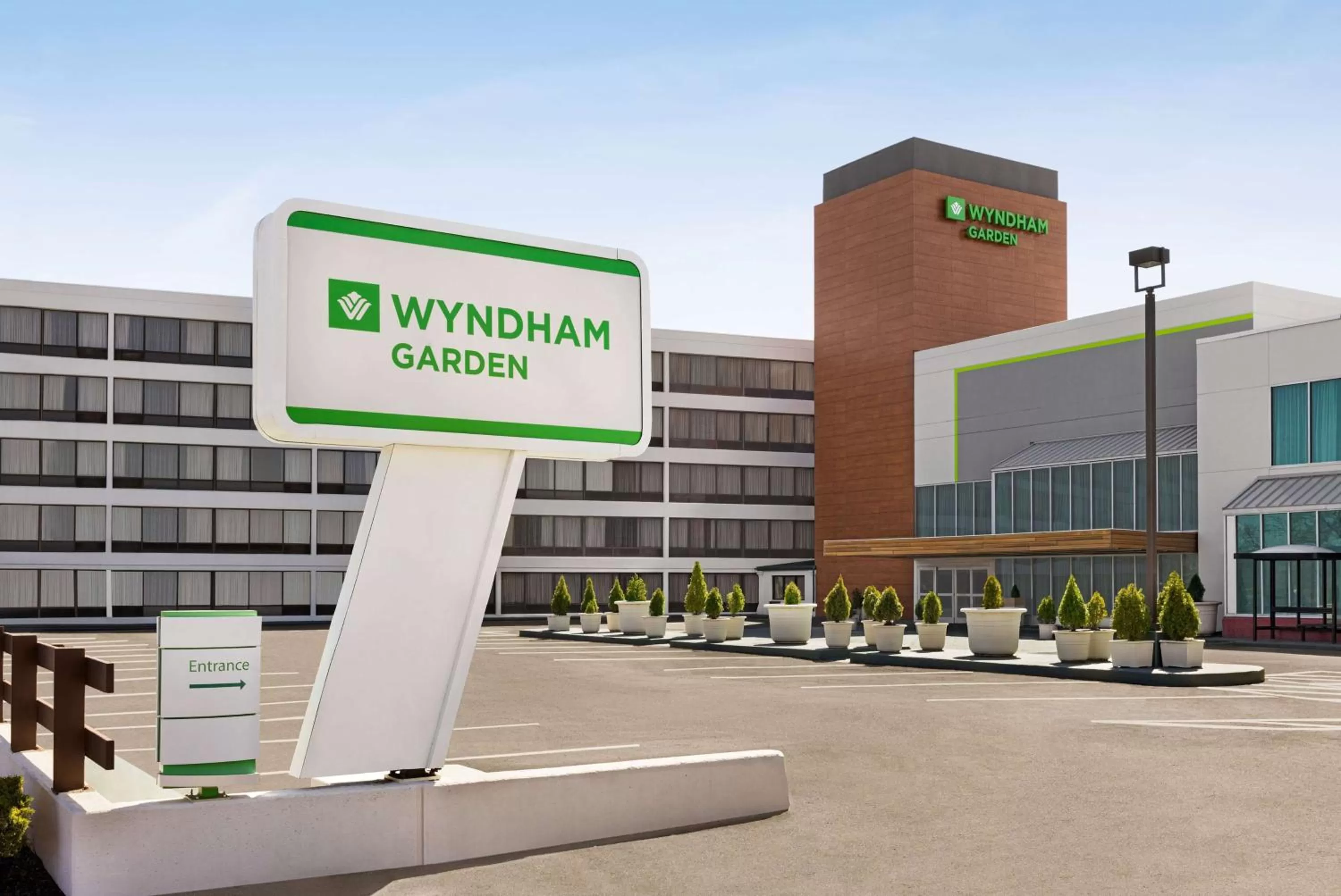 Property building in Wyndham Garden Totowa