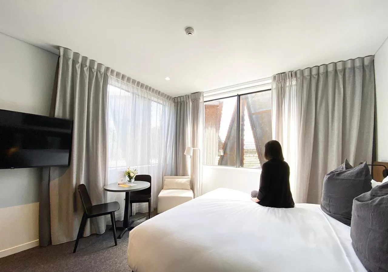 Bedroom, Bed in Sudima Queenstown Five Mile