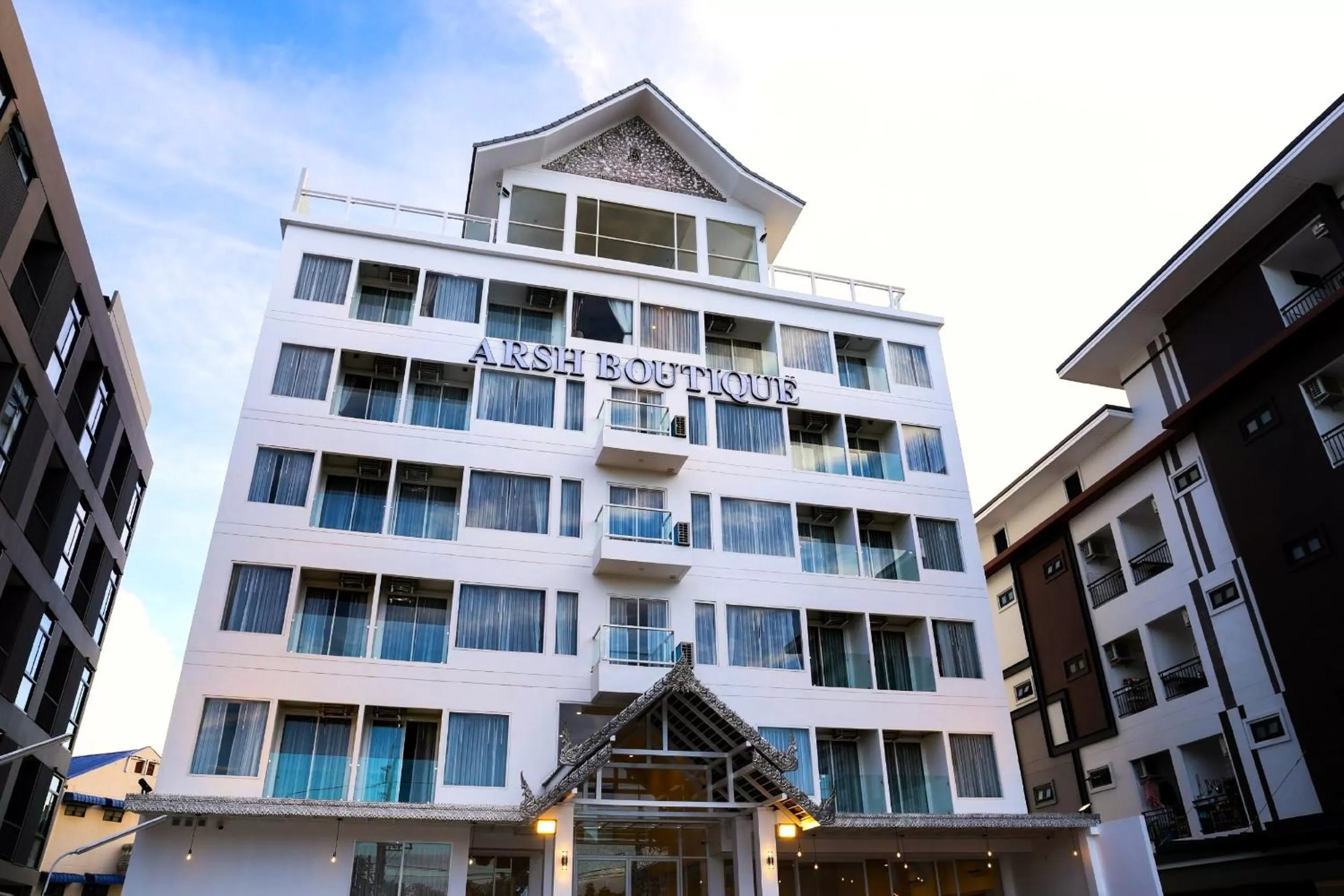 Property building in Arsh Boutique Hotel