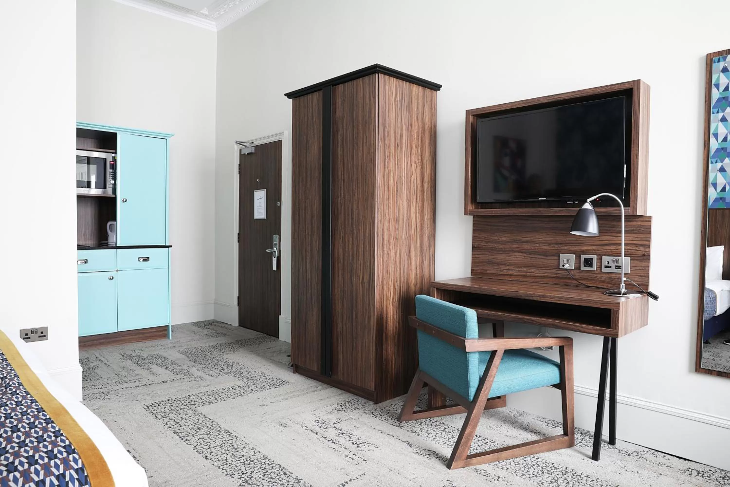 Kitchen or kitchenette in Cairn Hotel & Apartments