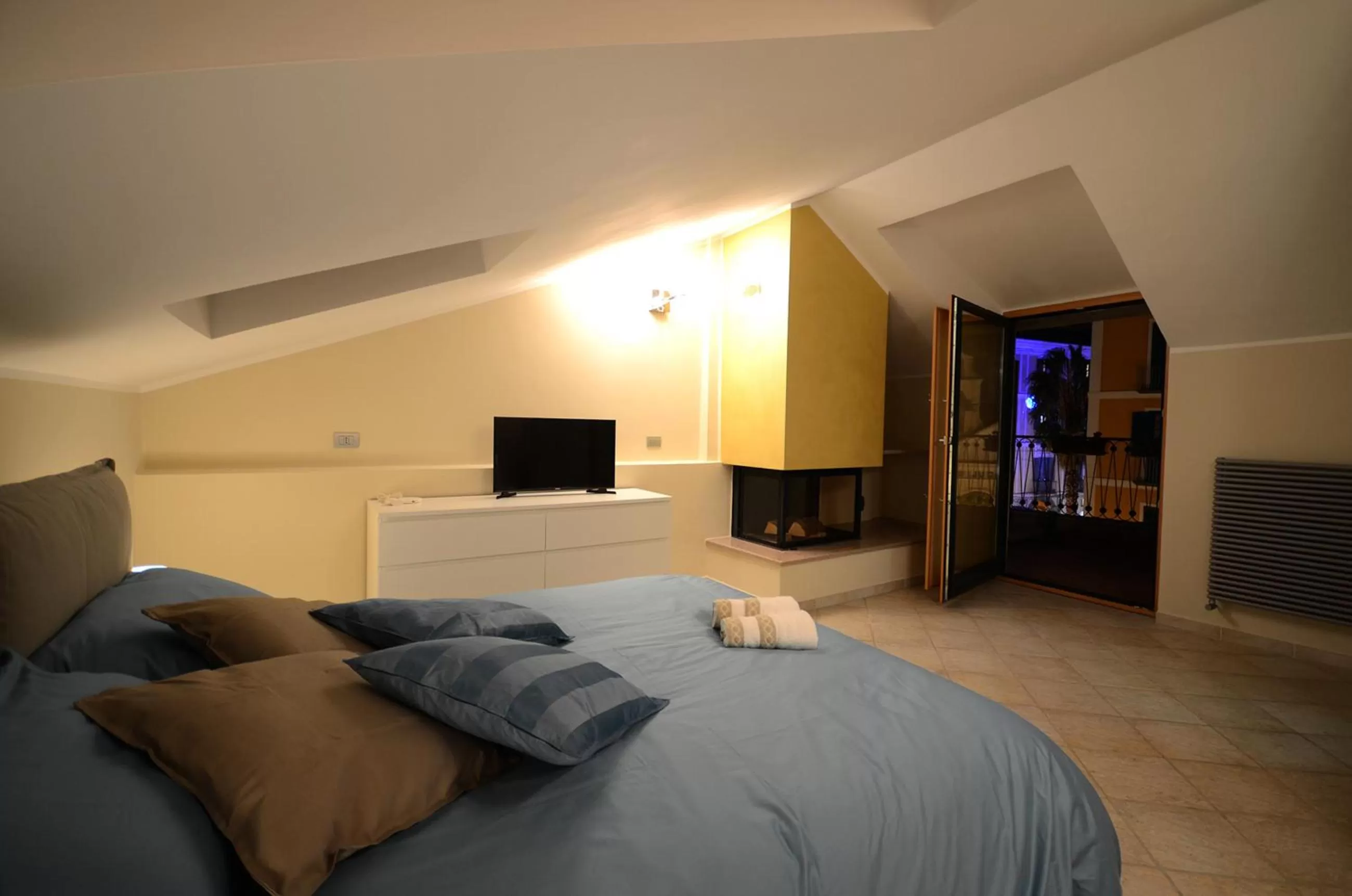 Photo of the whole room, Bed in B&B Portanova