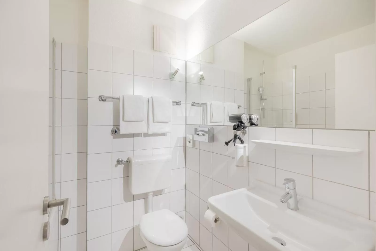 Toilet in Hotel Freiraum