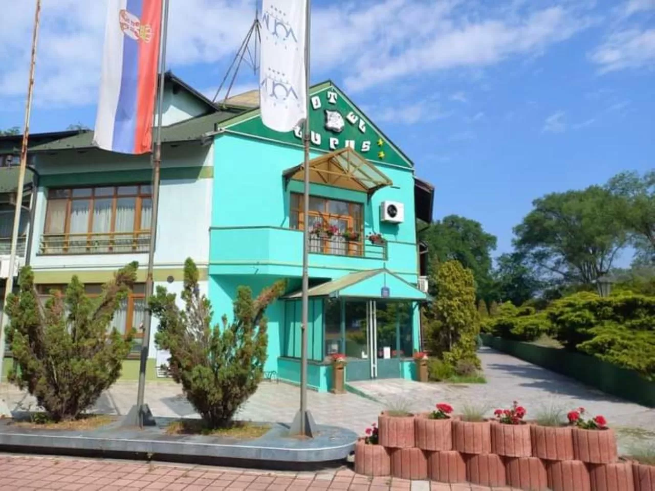 Property building in Garni Lupus prenoćište