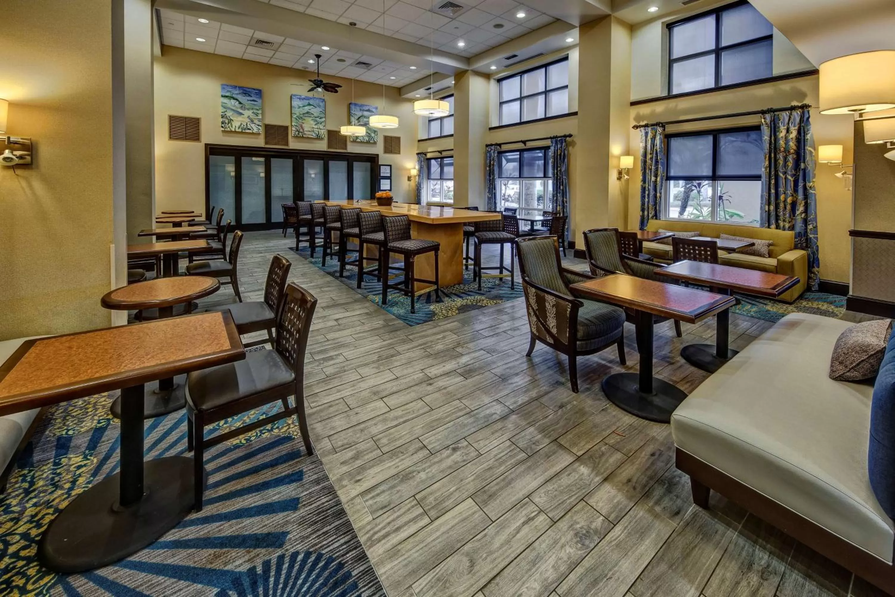 Lobby or reception in Hampton Inn & Suites Stuart-North