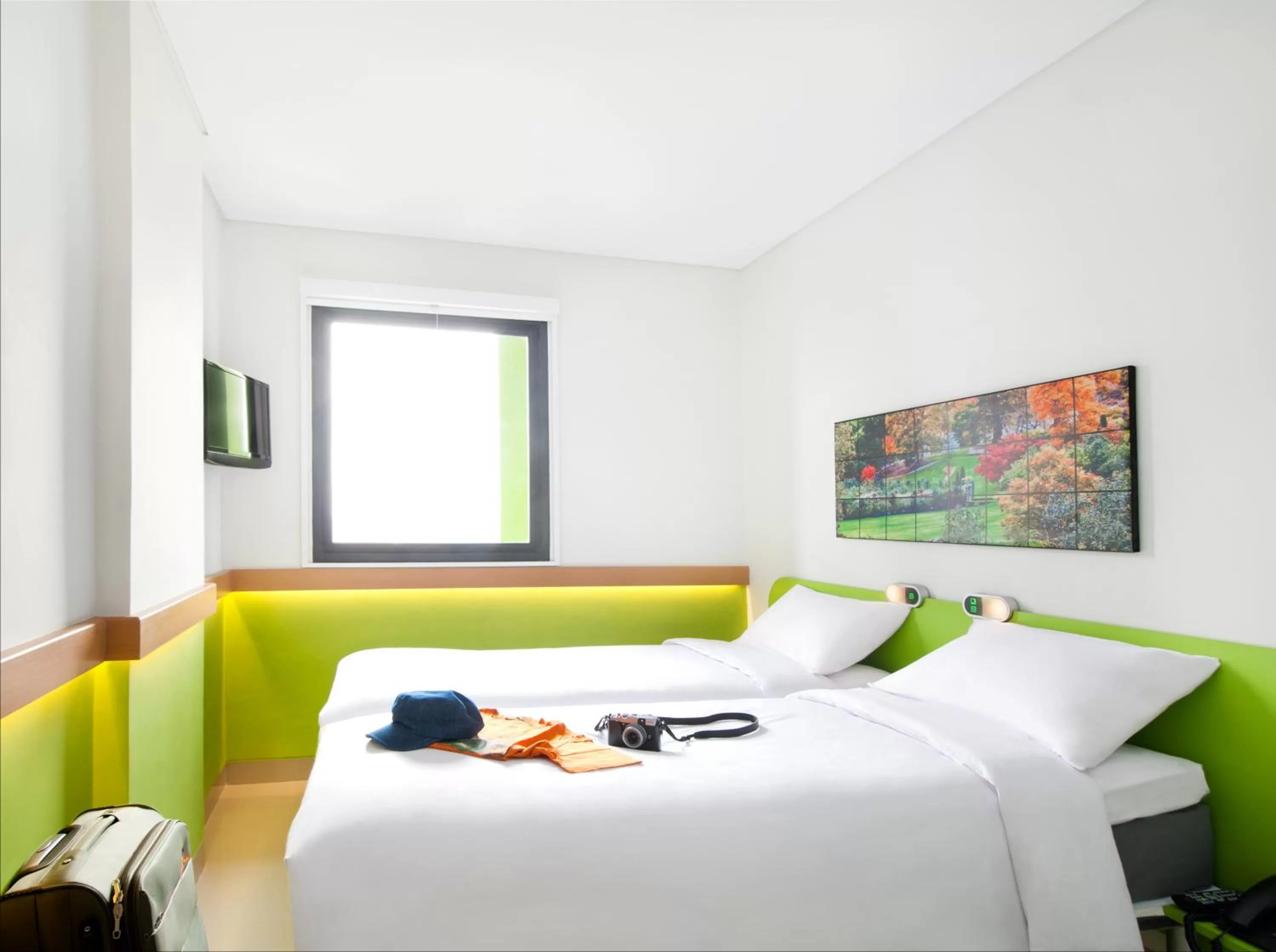 Bedroom, Bed in Ibis Budget Jakarta Daan Mogot