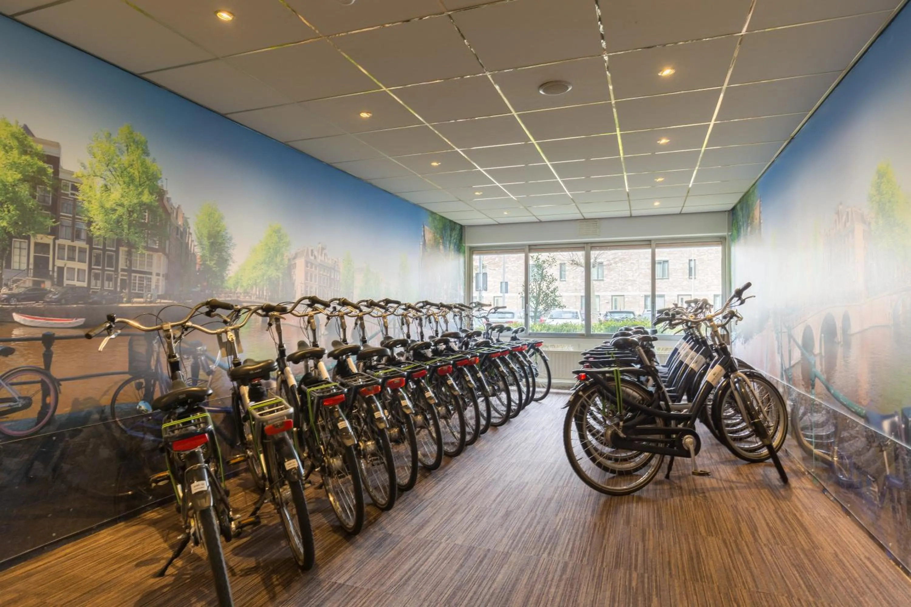 Cycling in New West Inn Amsterdam