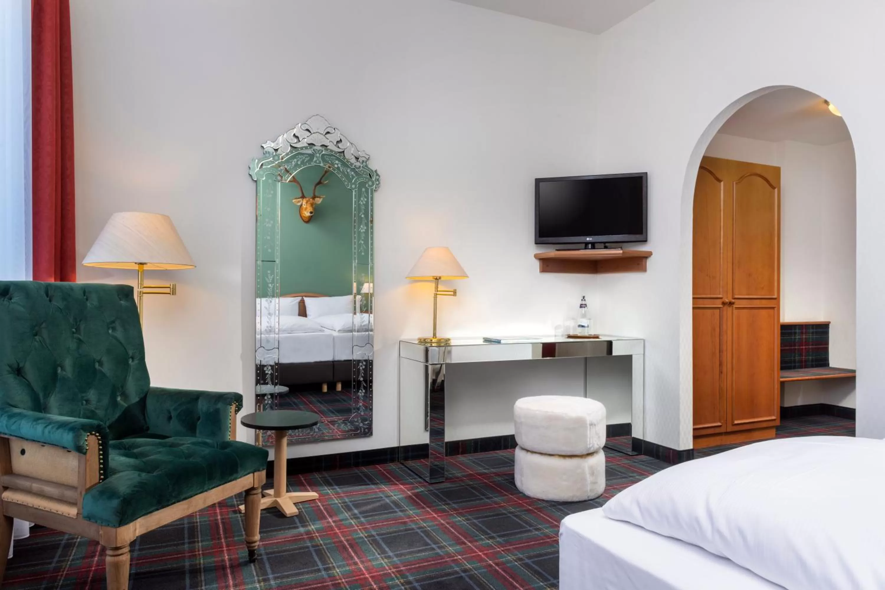 TV and multimedia, Bed in Wyndham Garden Donaueschingen