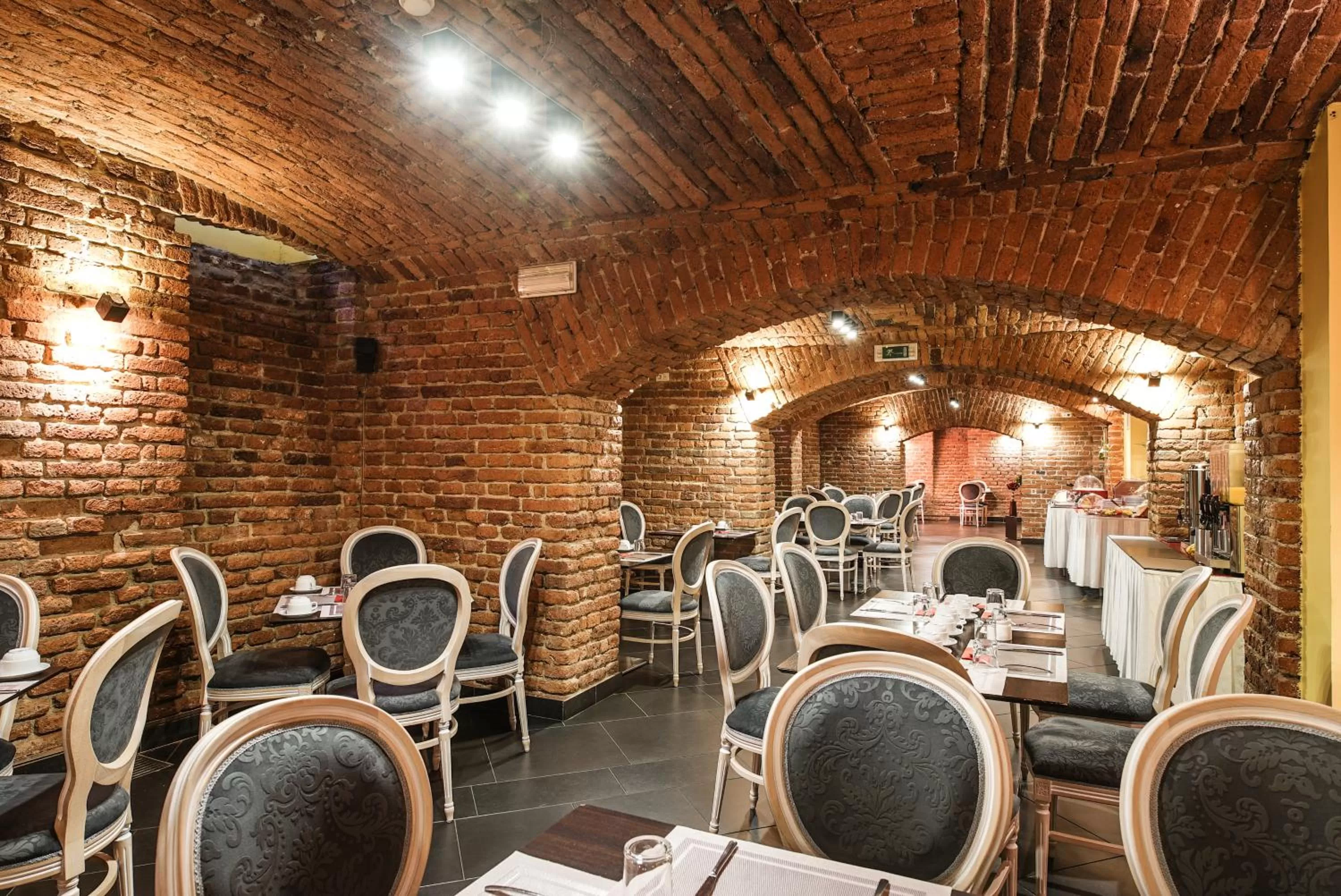 Buffet breakfast in Hotel Assenzio Prague