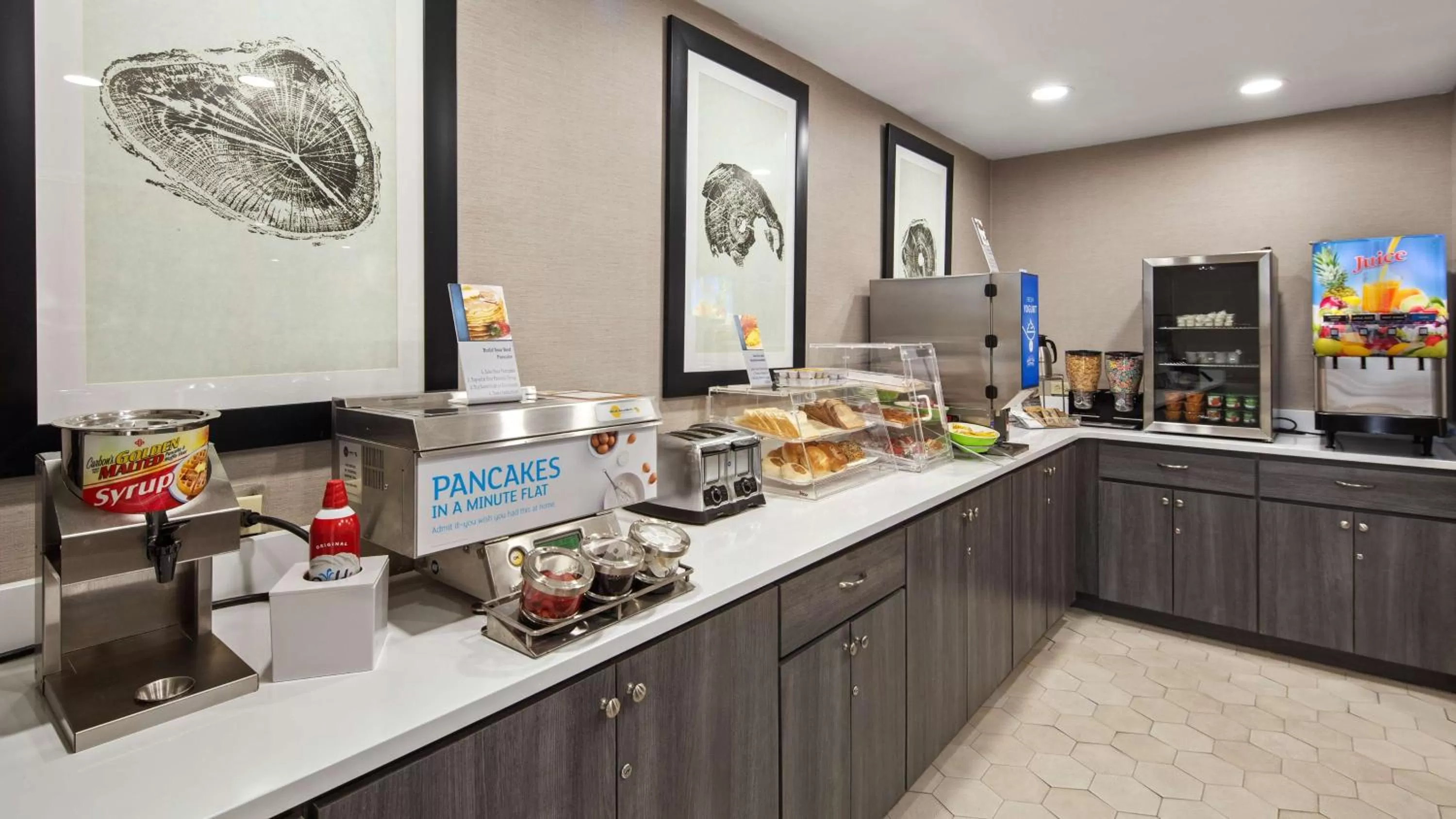 Breakfast in Best Western Heritage Inn and Suites