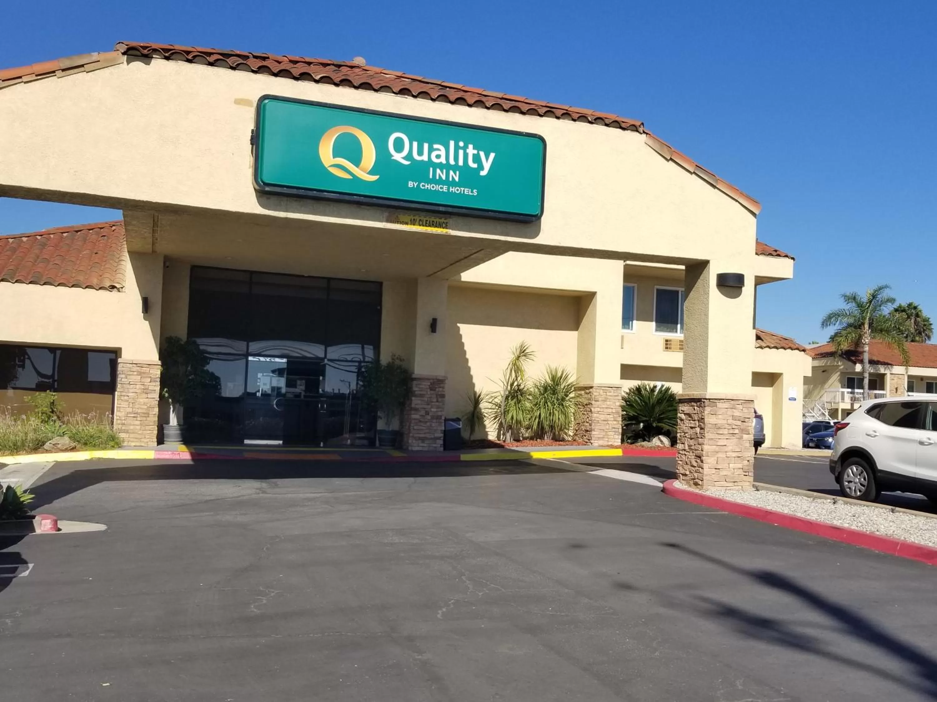 Property building in Quality Inn Long Beach - Signal Hill