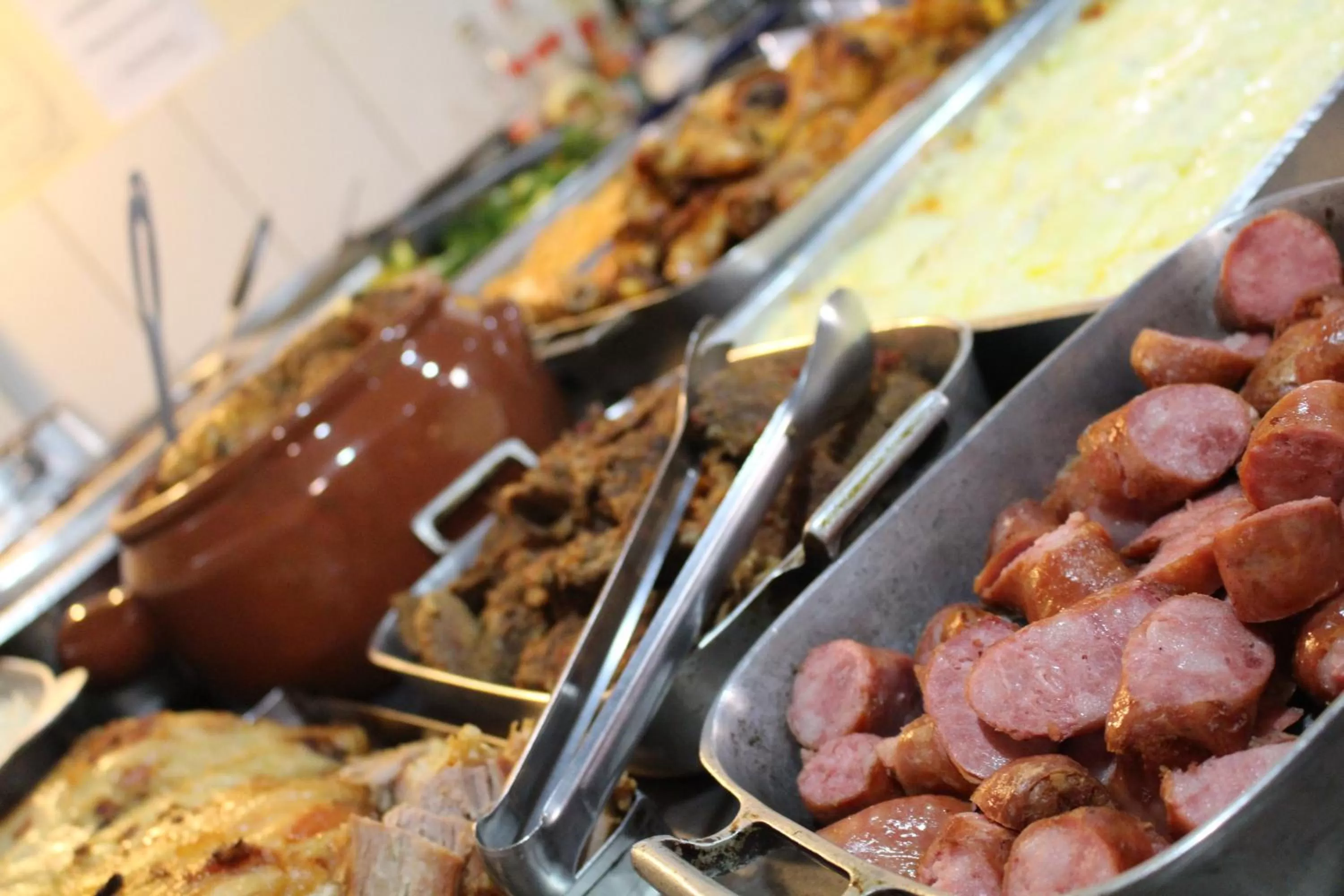 Restaurant/places to eat in Hotel Garfo de Ouro