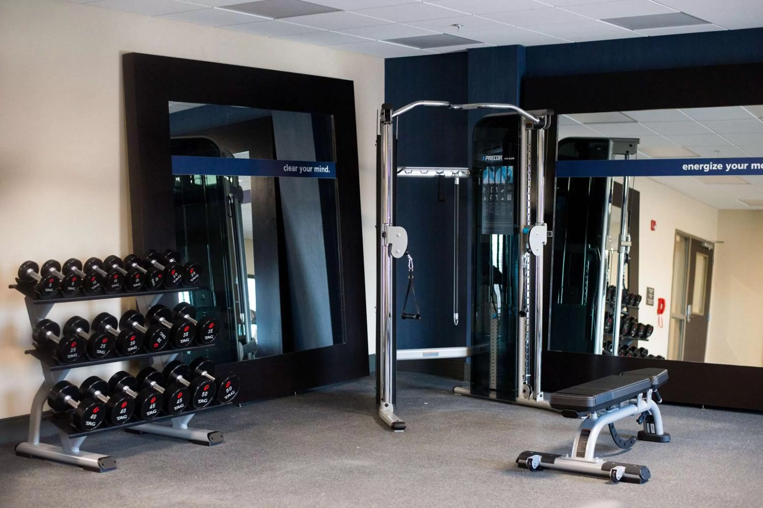 Fitness centre/facilities in Hampton Inn & Suites Warrington Horsham