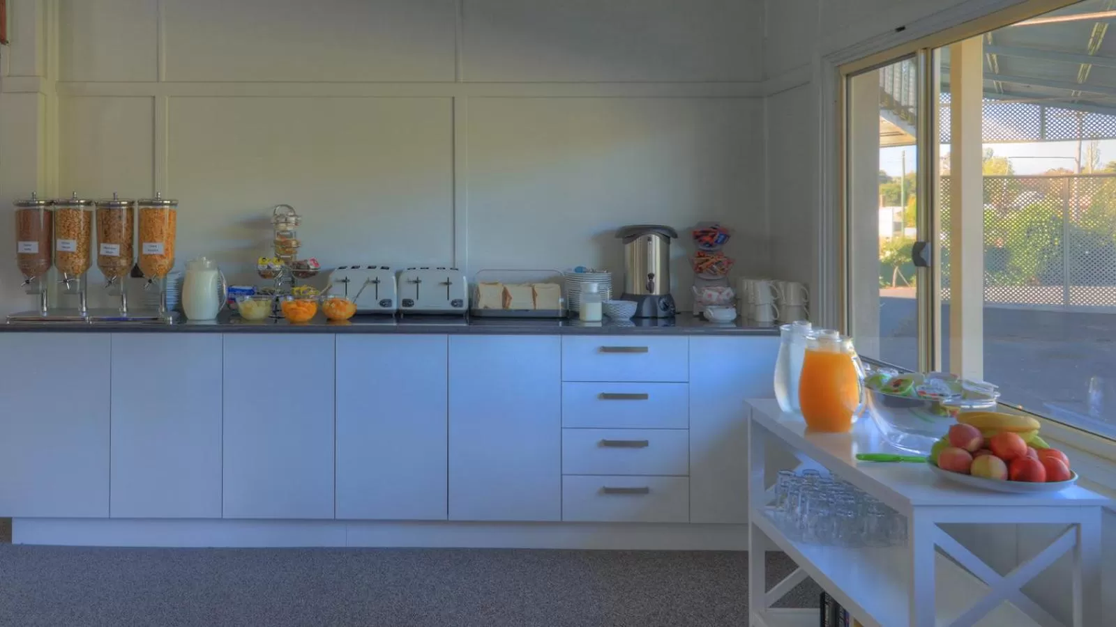 Continental breakfast in Glen Innes Motel