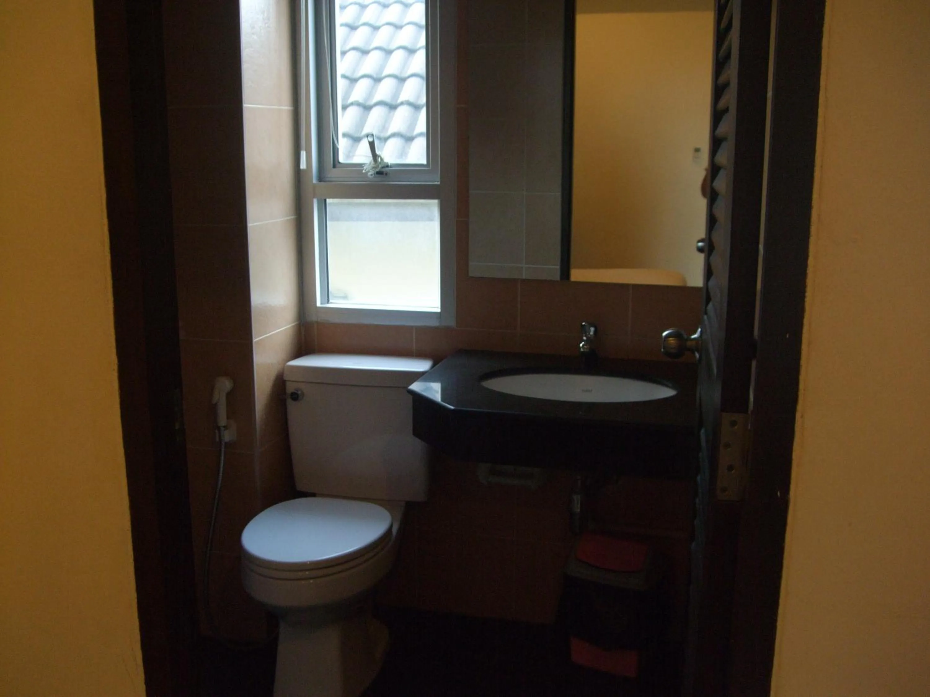 Toilet in Baan Kittima