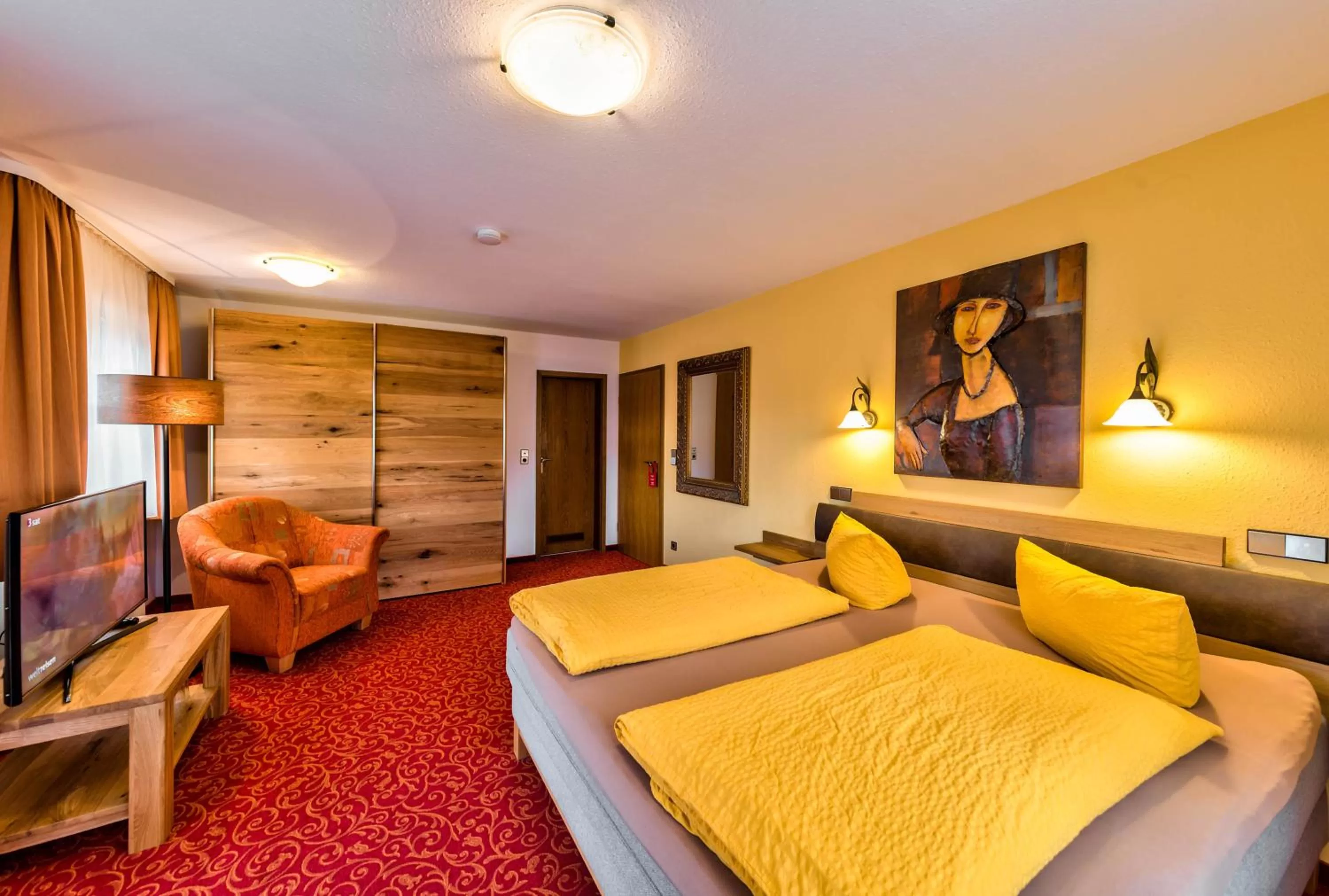 Photo of the whole room, Bed in Hotel Sonneneck Titisee -Adults Only-