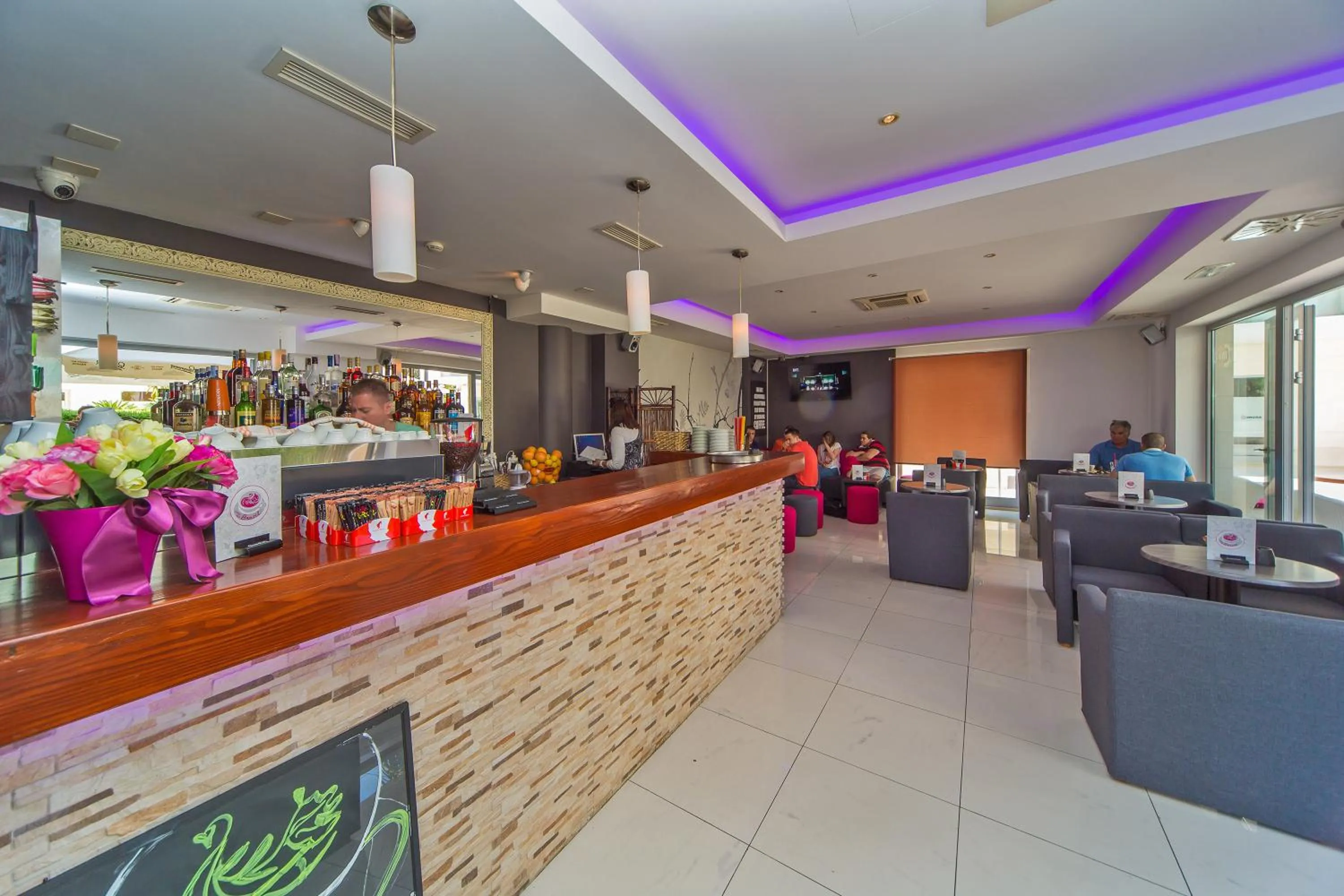 Lounge or bar in Dubrovnik Luxury Residence – L’Orangerie