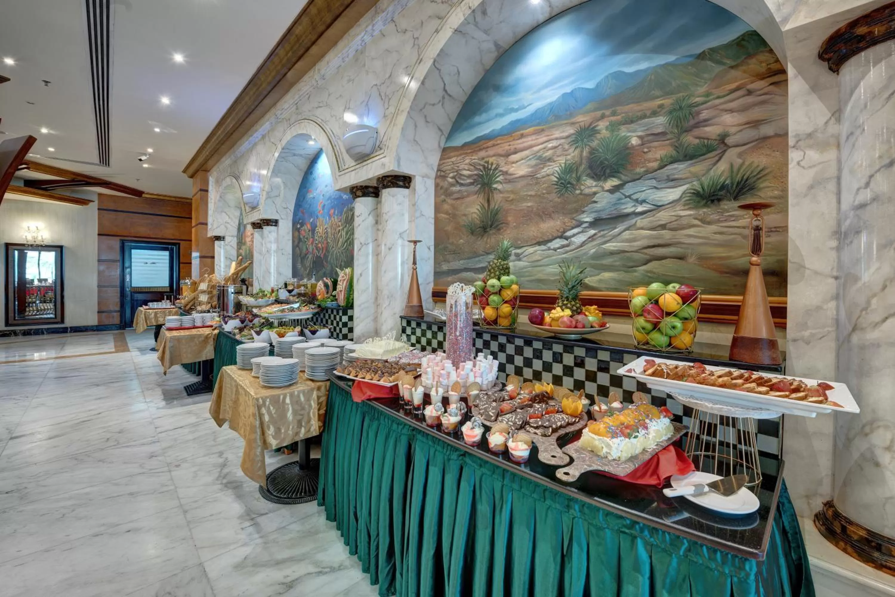 Restaurant/places to eat in Sahara Beach Resort & Spa