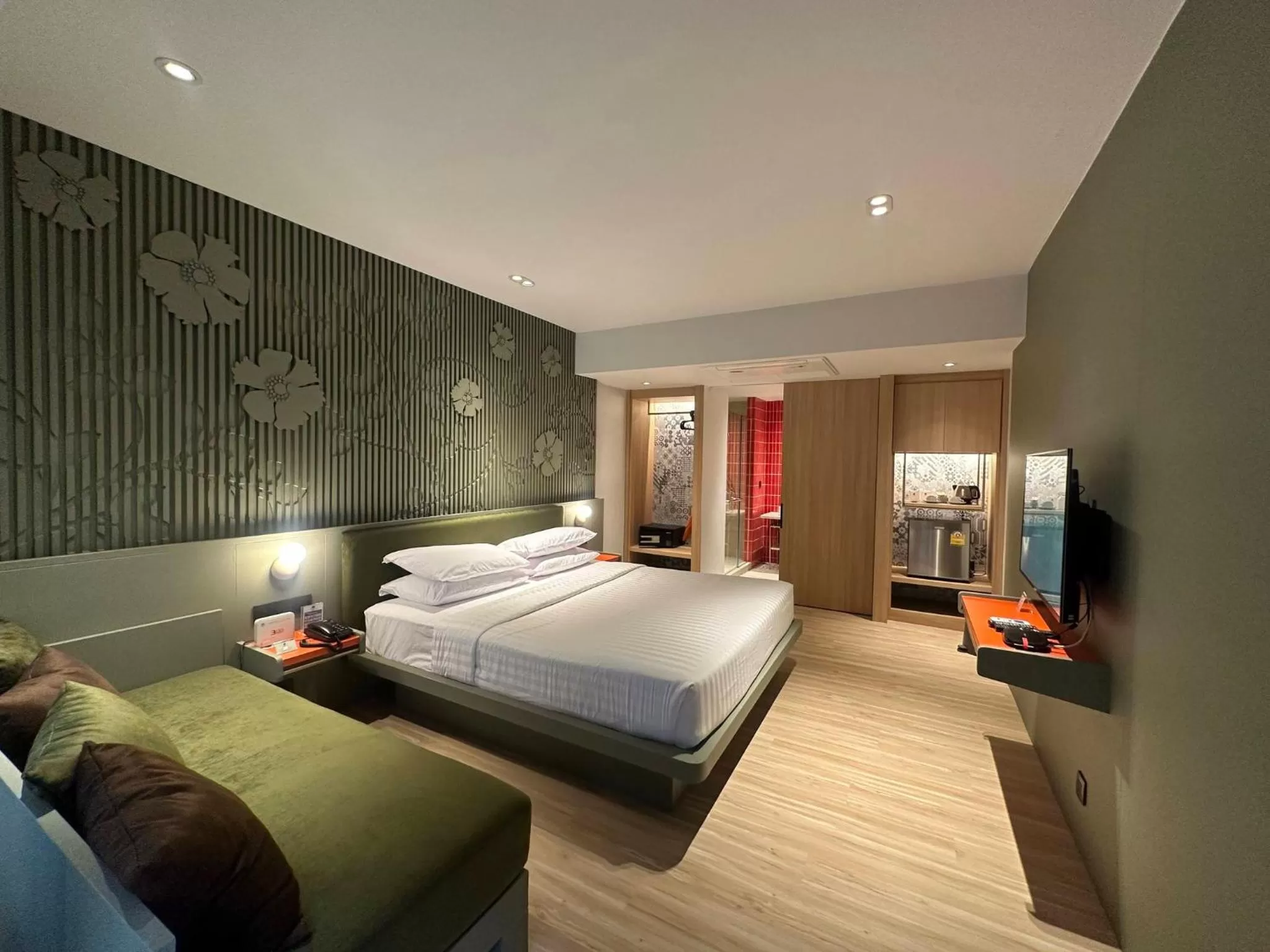 Bed in Banlansuan Resort SHA Plus