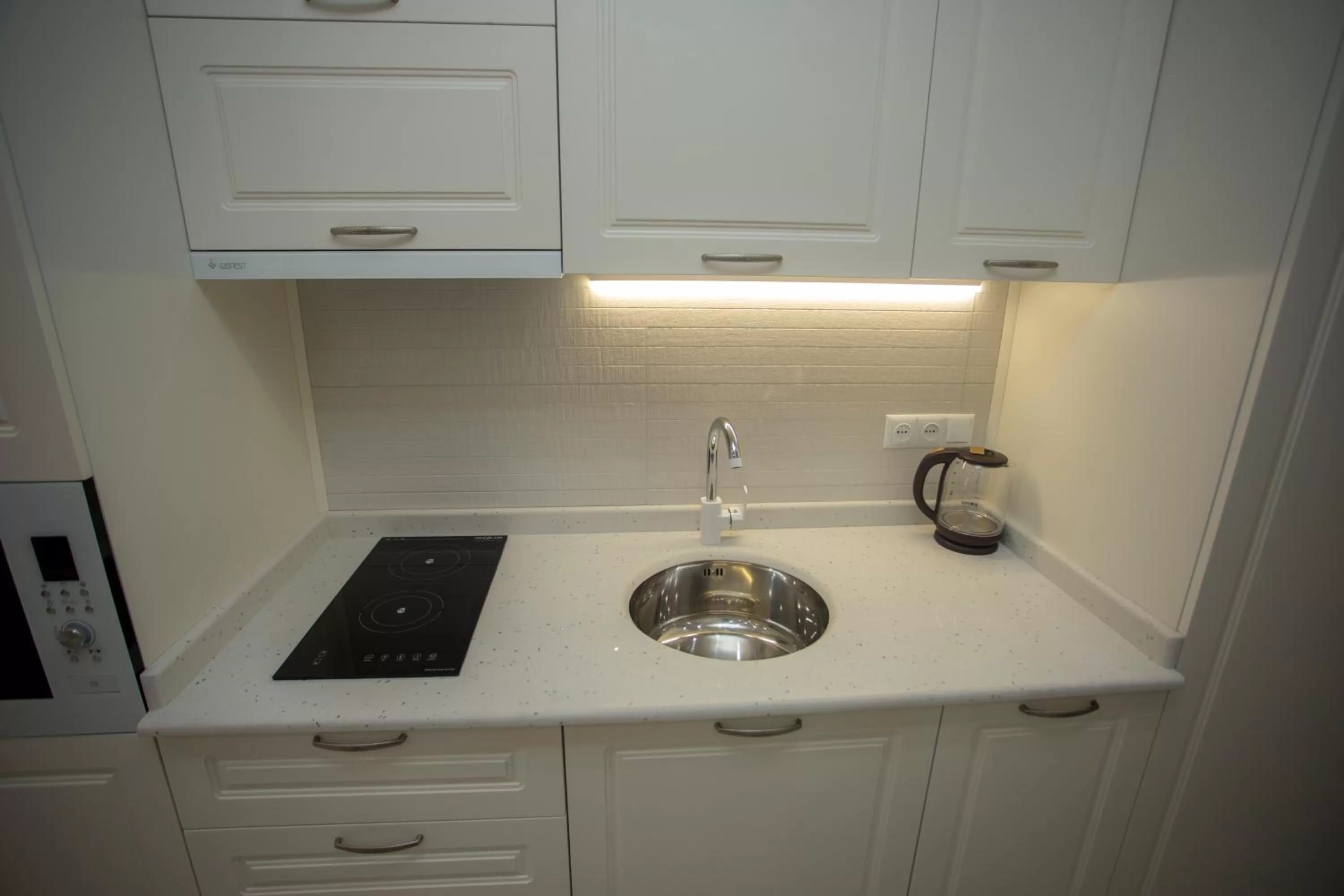 Kitchen or kitchenette in Blue Star Batumi