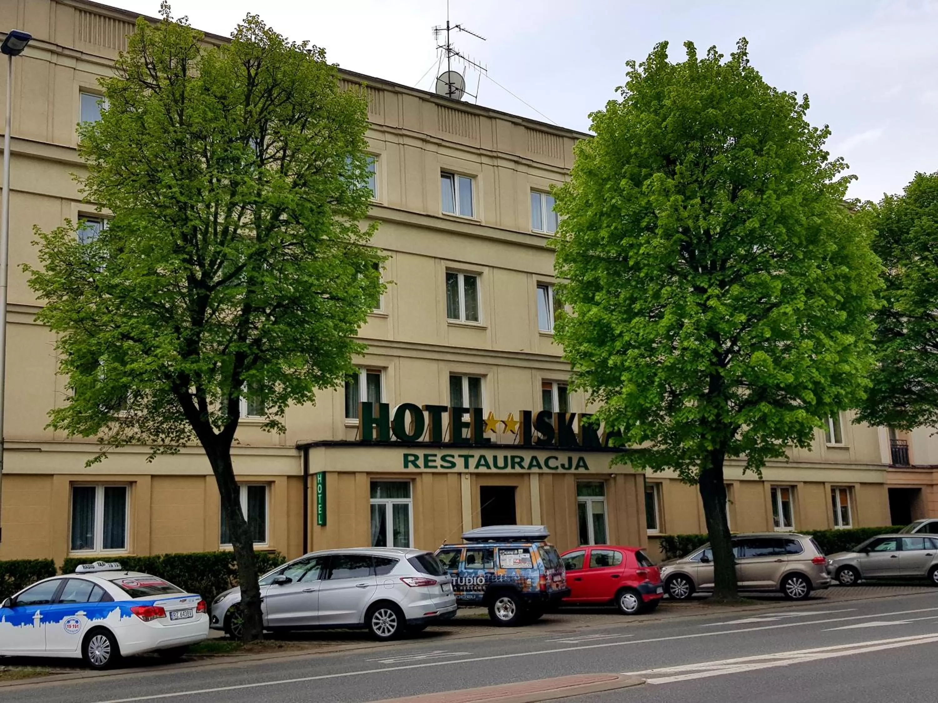 Property building in Hotel Iskra