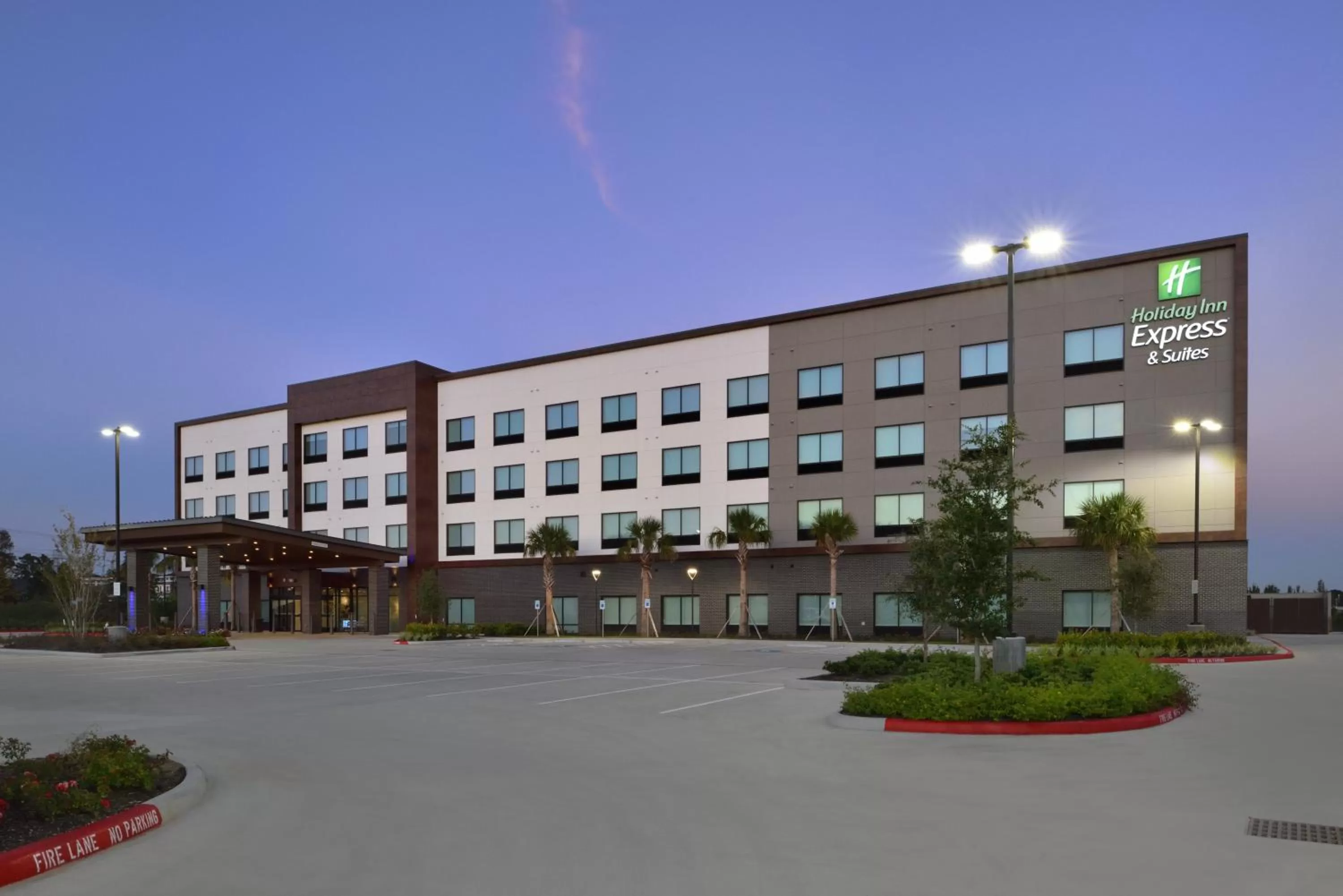 Property building in Holiday Inn Express & Suites Spring - Woodlands Area by IHG