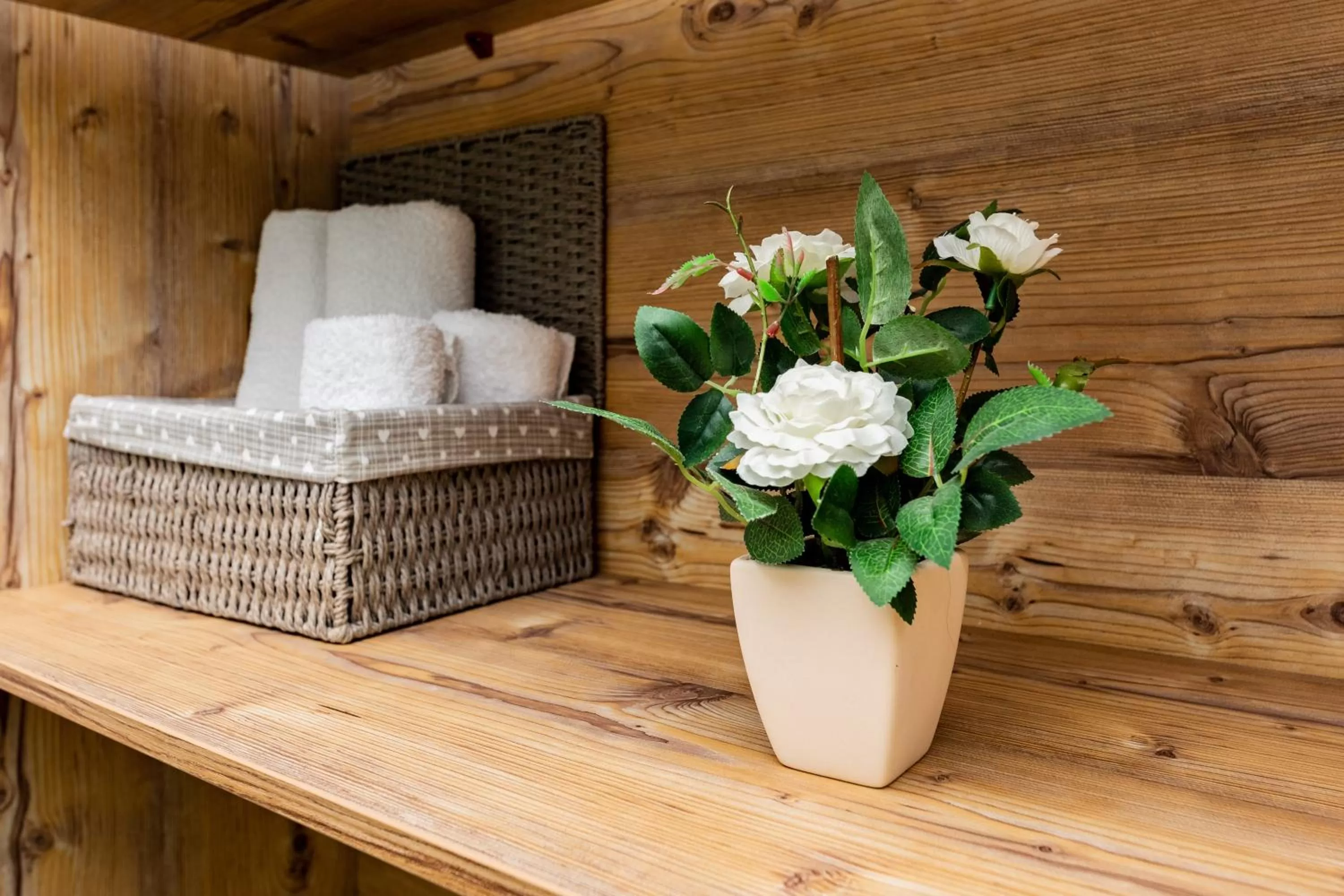 towels in Old Side Corner