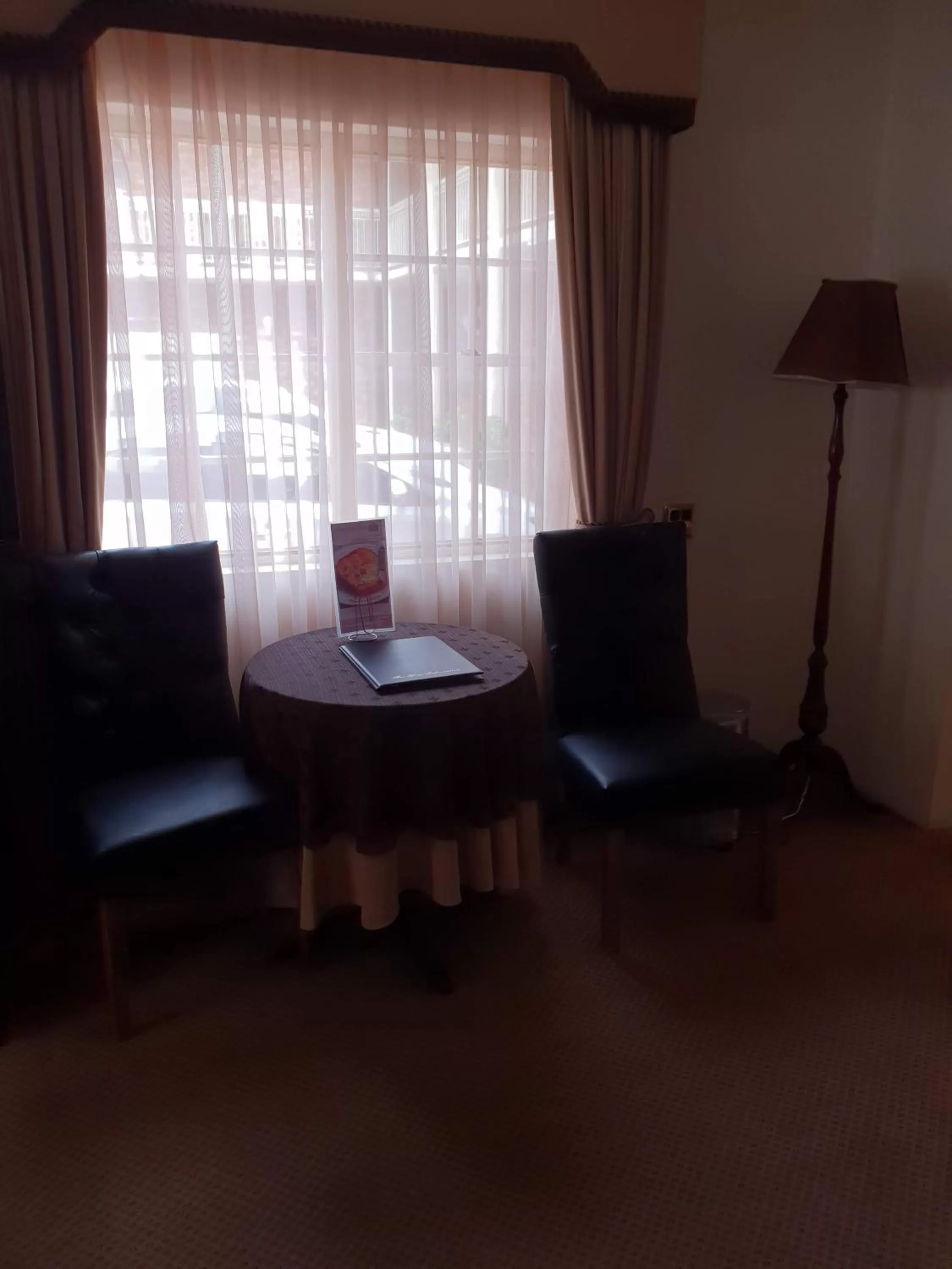 Seating area in Australian Heritage Motor Inn