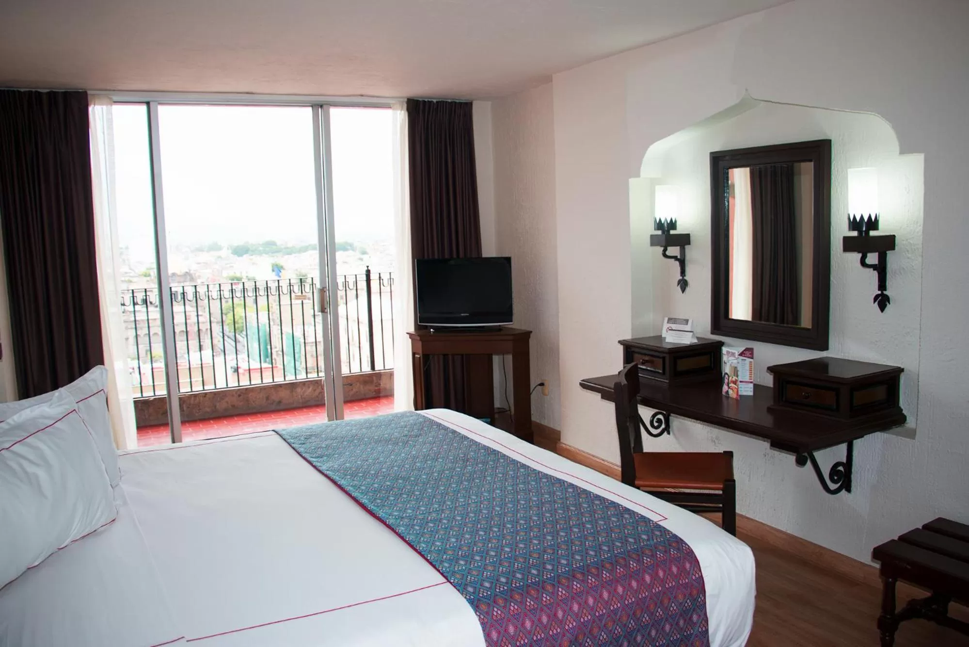 Superior  Room in Hotel Fenix