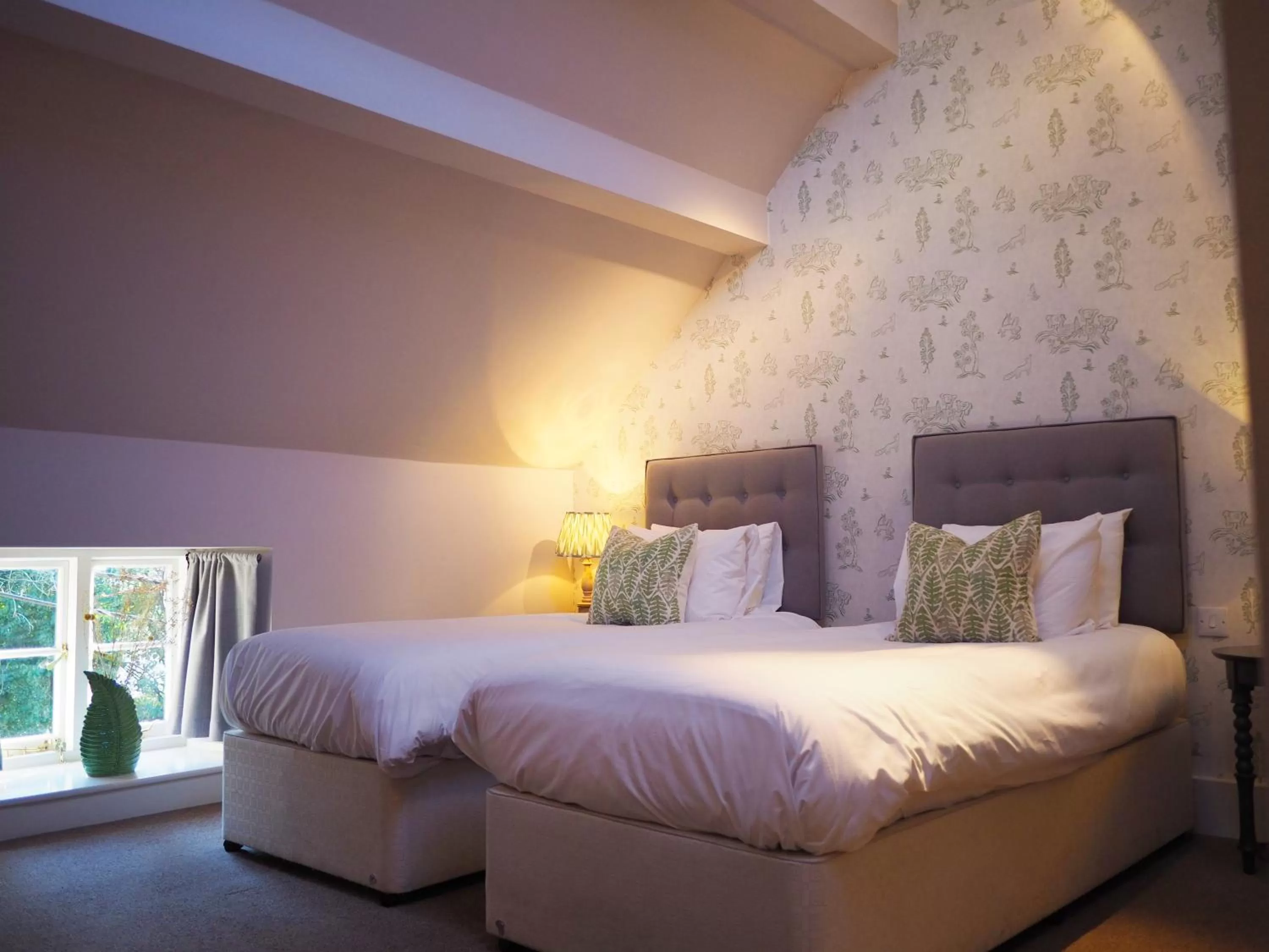 Bed in Bear and Ragged Staff