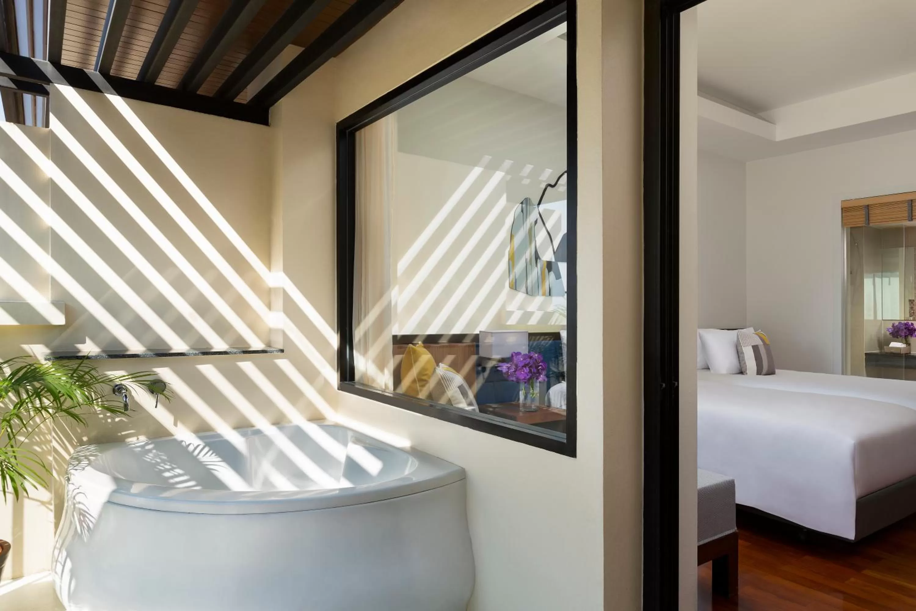 Sea view, Bed in Avani Ao Nang Cliff Krabi Resort