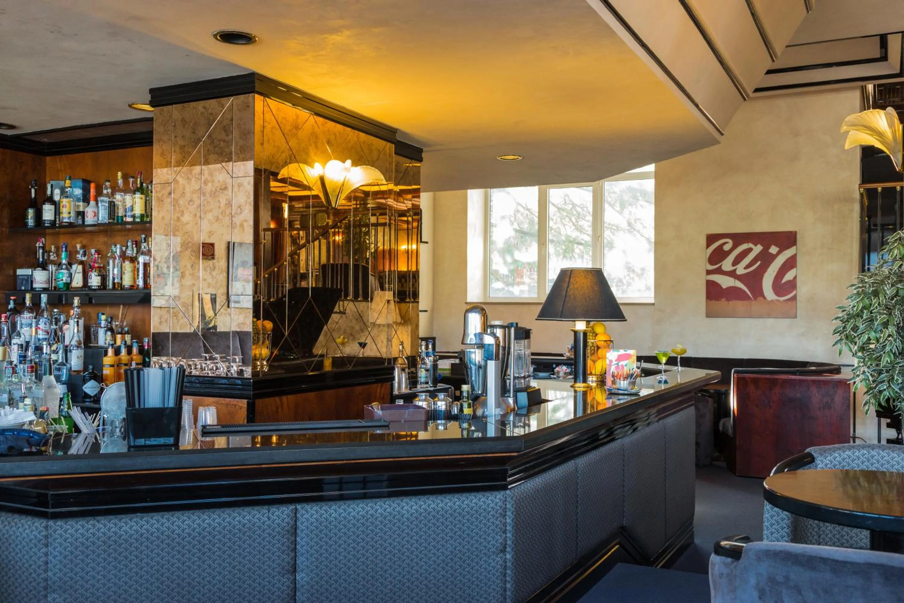 Lounge or bar in Grande Albergo Potenza