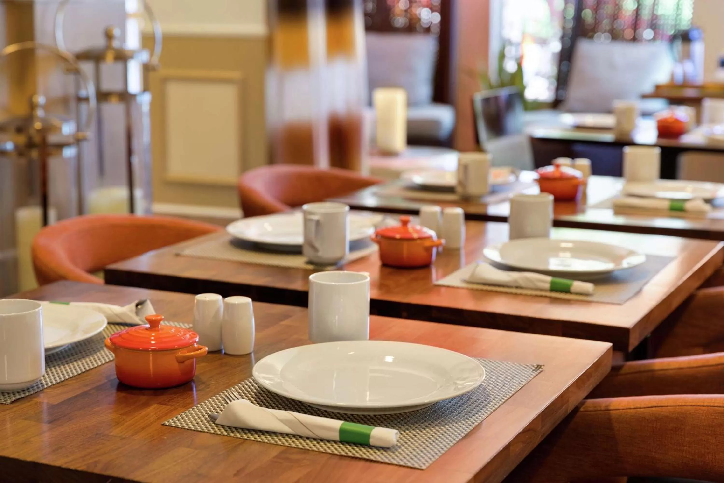 Dining area in Hilton Garden Inn Flagstaff