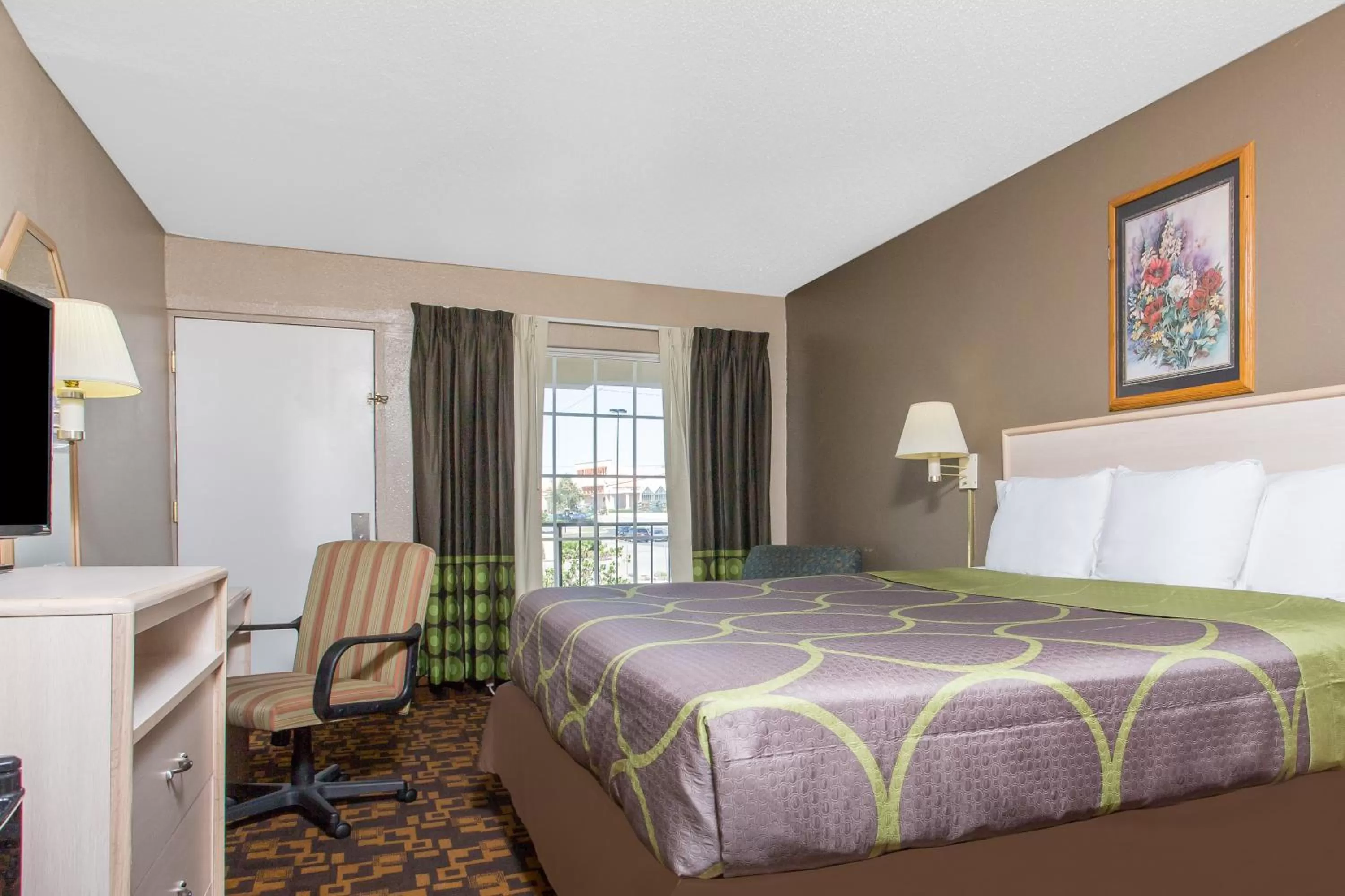 King Room - Mobility Access/Smoking in Super 8 by Wyndham Antioch/Nashville South East