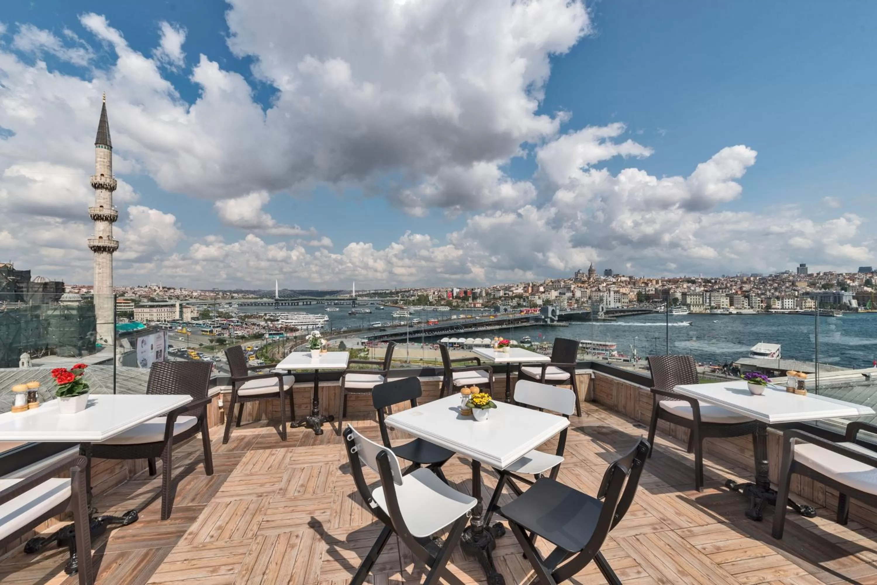 View (from property/room) in Alpek Hotel