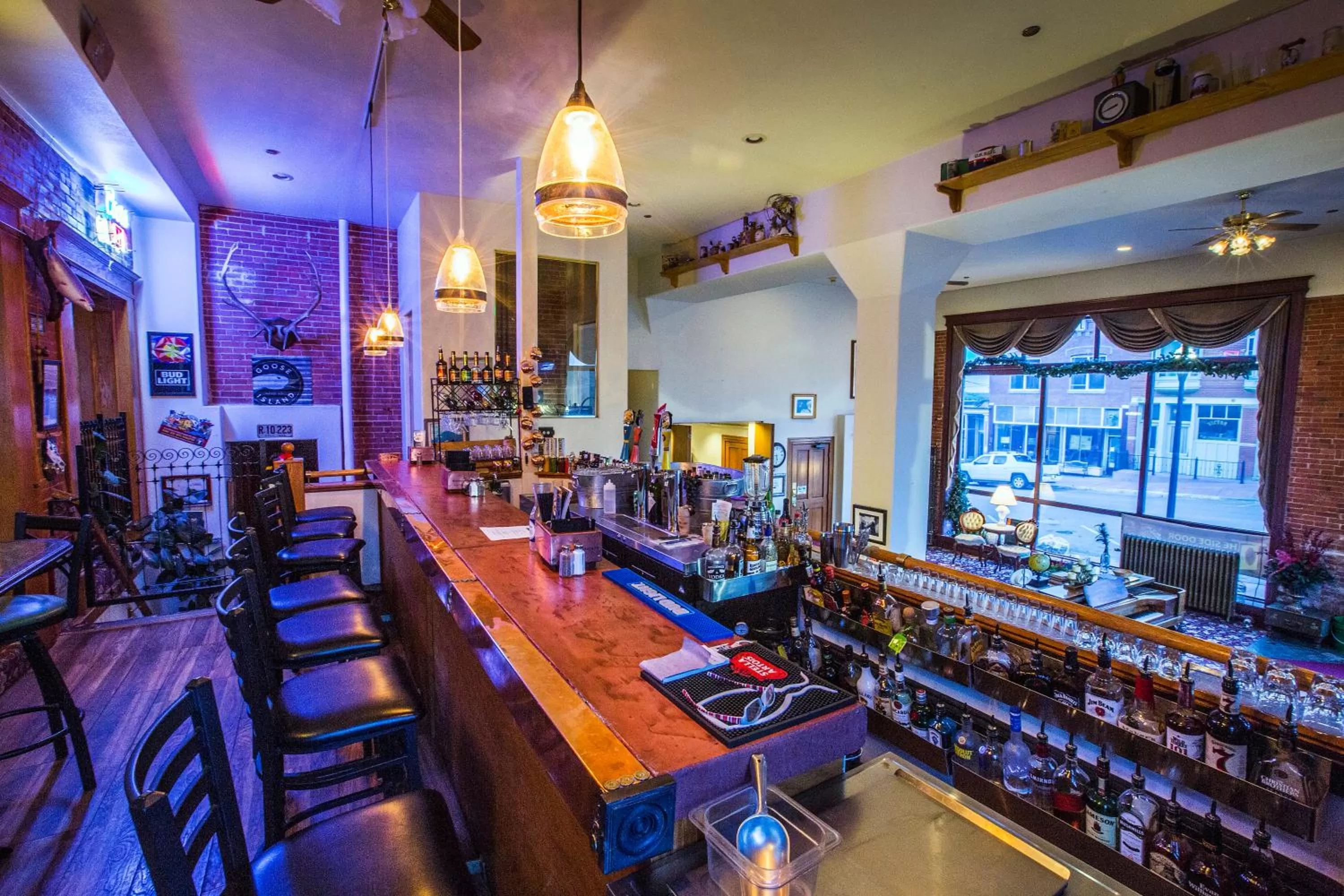 Meals in The Victor Hotel