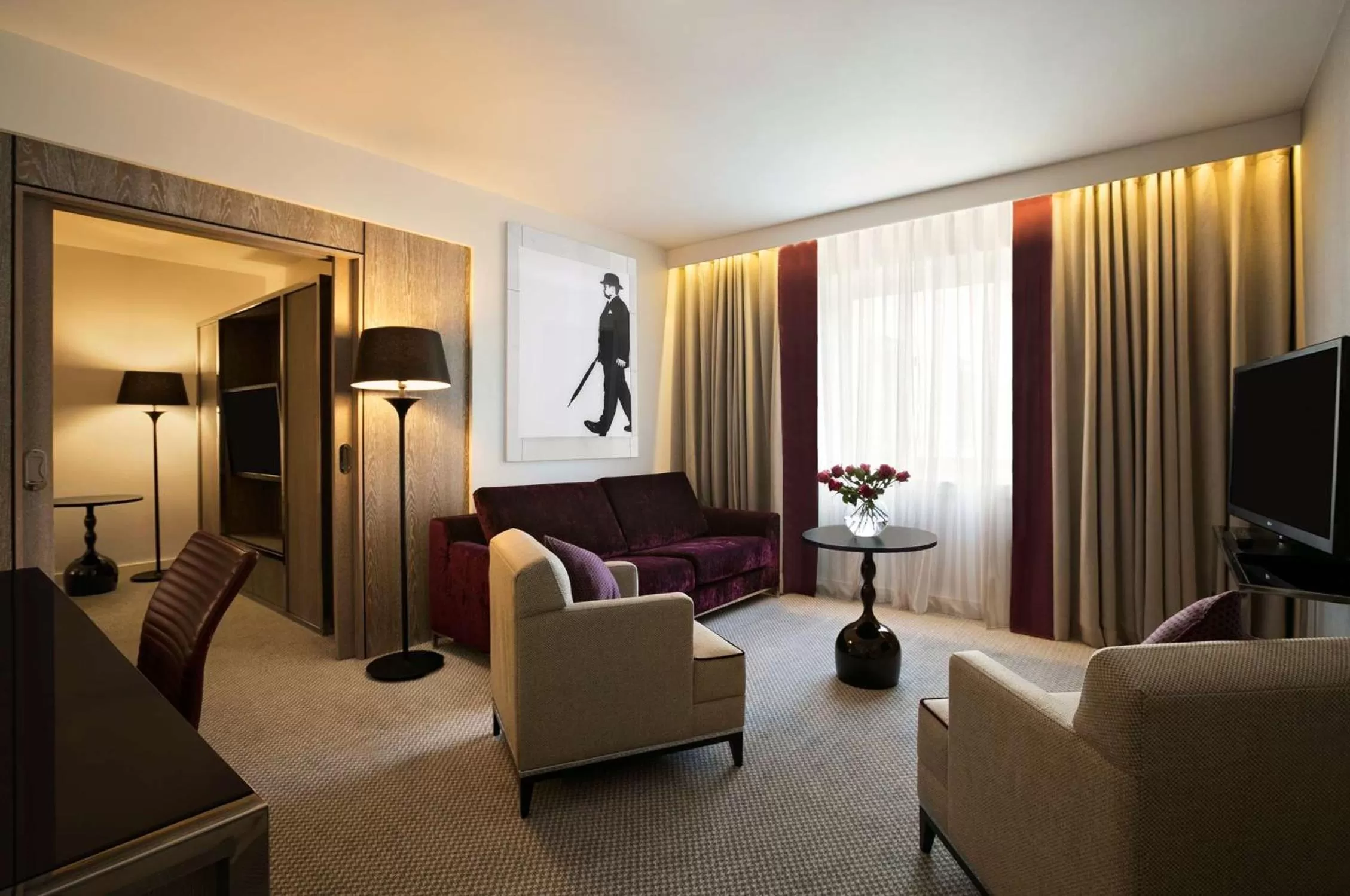 Terrace Suite with Lounge Access in Hilton London Angel Islington