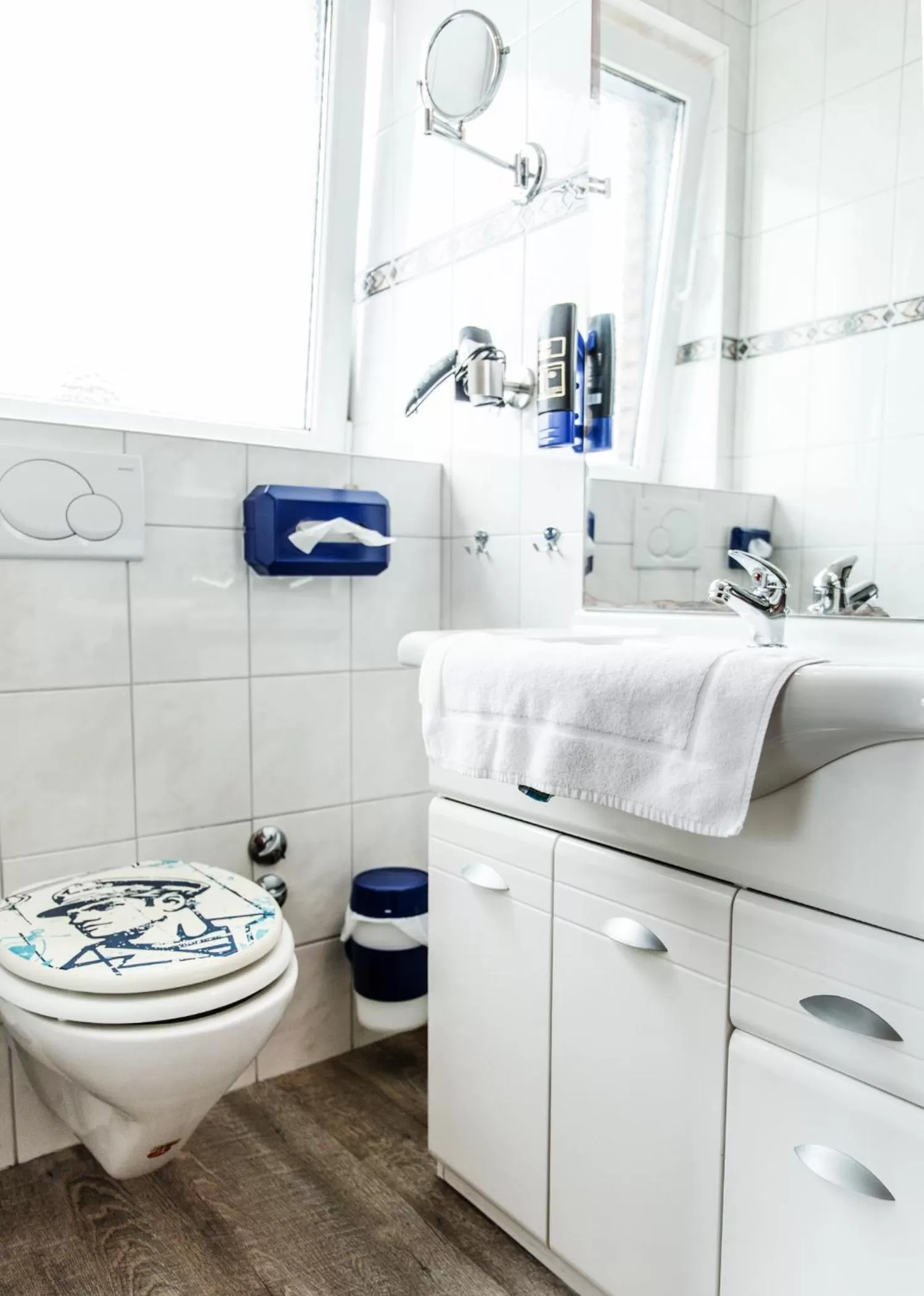 Toilet in Hotel Tum Stüürmann