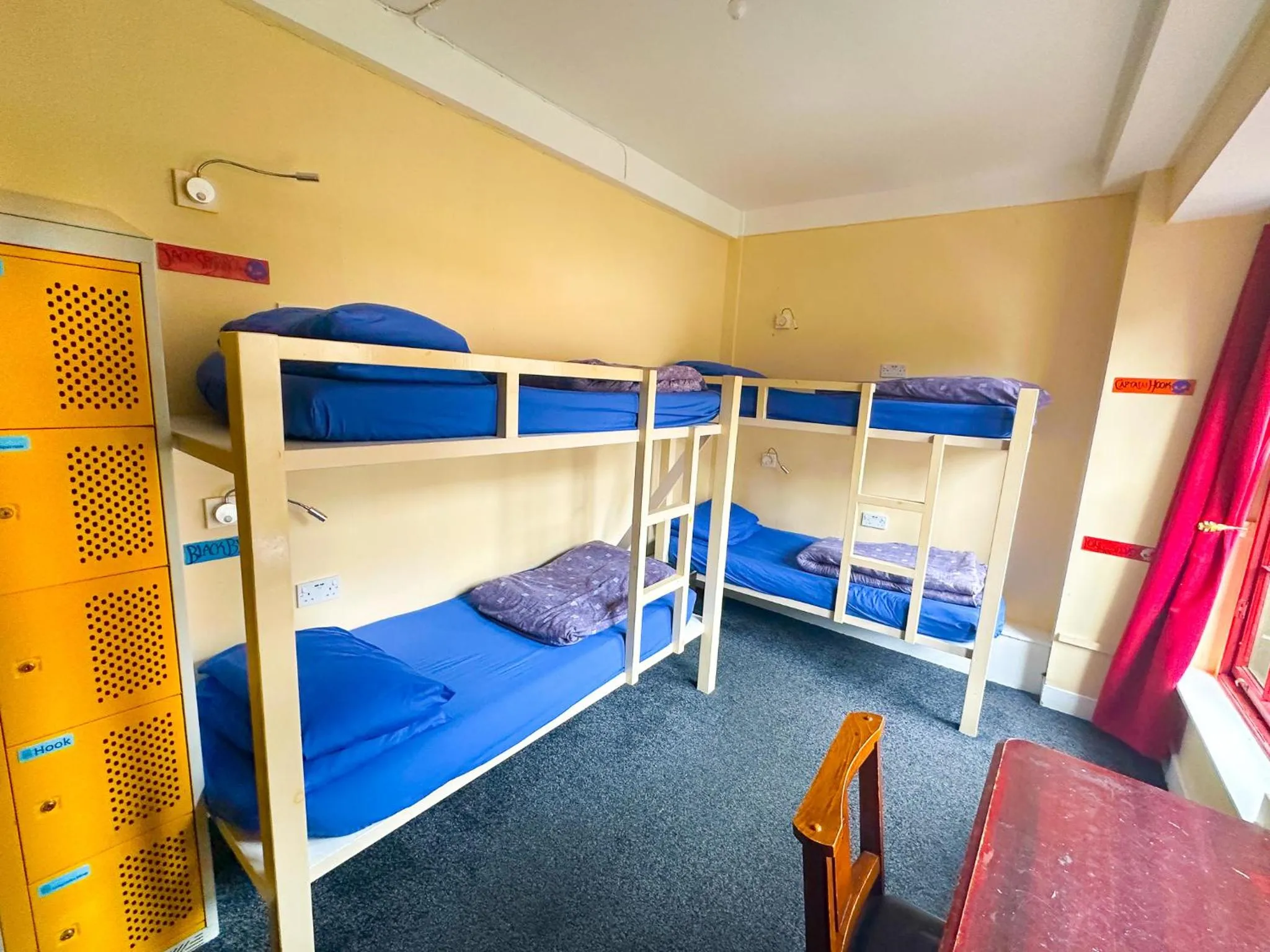 Bed in High Street Hostel - Over 18s Only, Backpackers Atmosphere