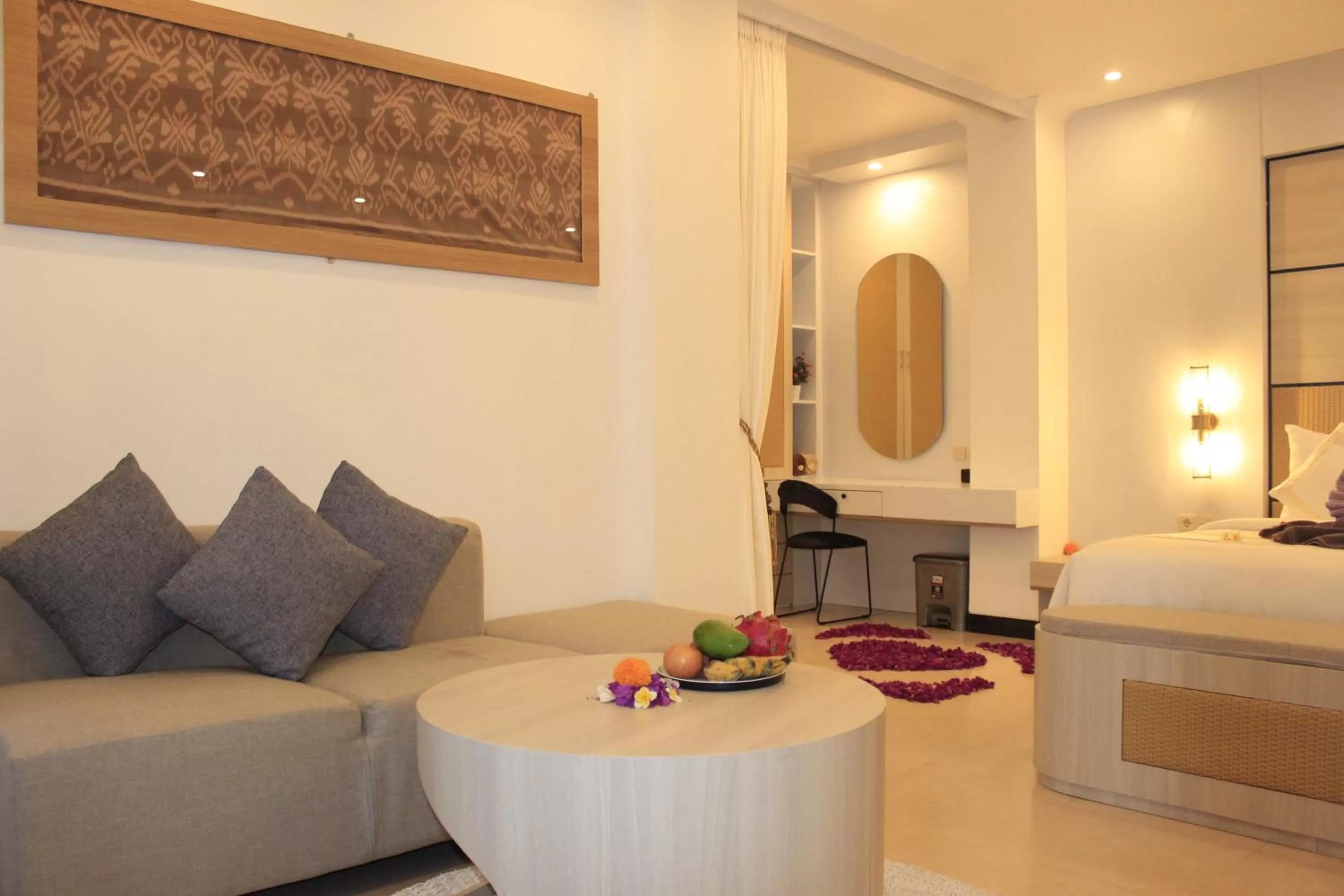 Bed in SUITE OCEAN BLUE