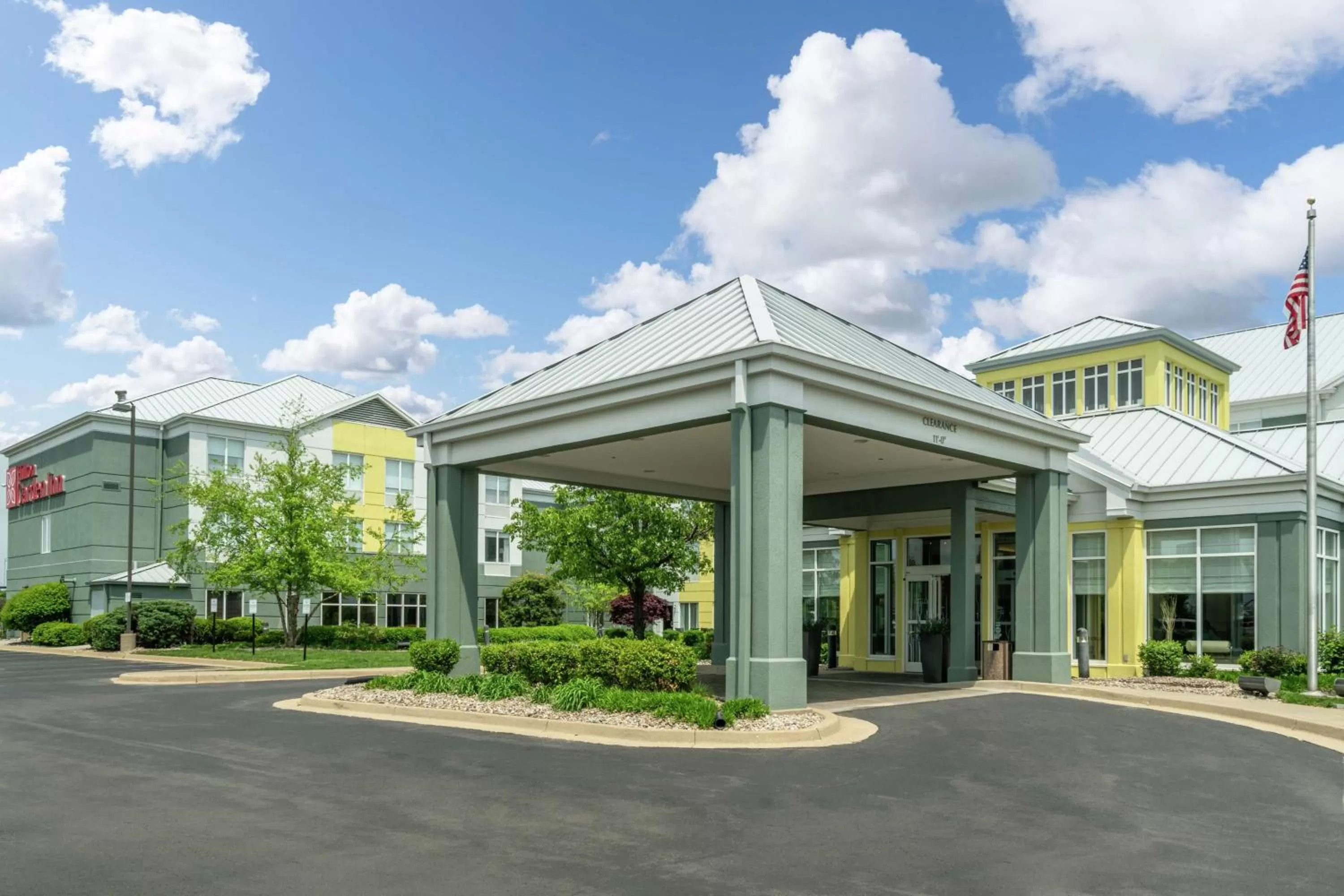 Property building in Hilton Garden Inn Louisville East