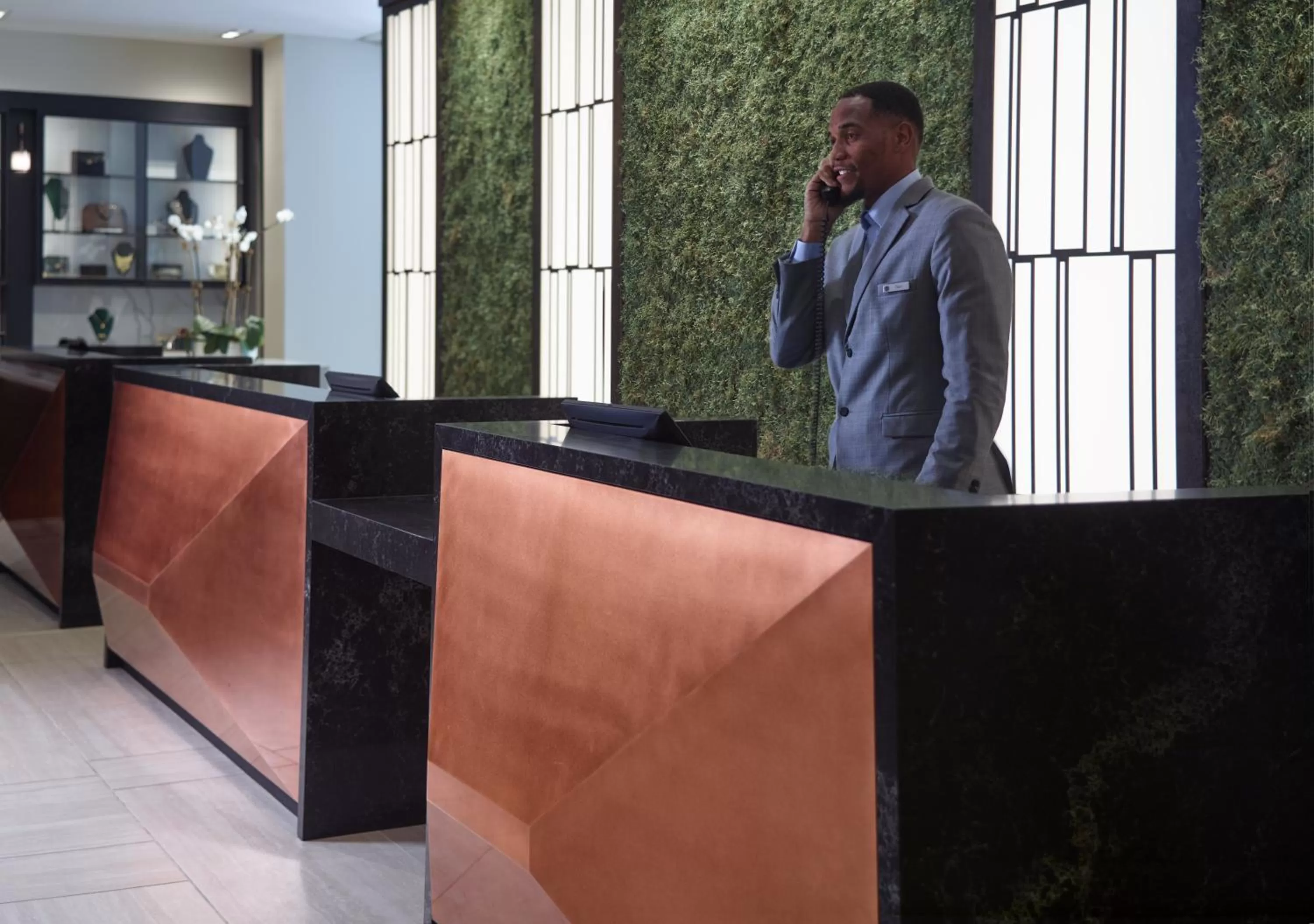 Lobby or reception in Omni Houston Hotel