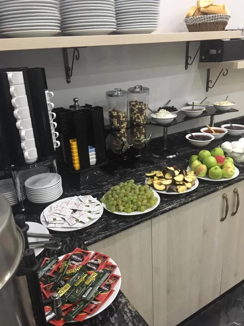 Food and drinks in Old Garden Hotel Batumi