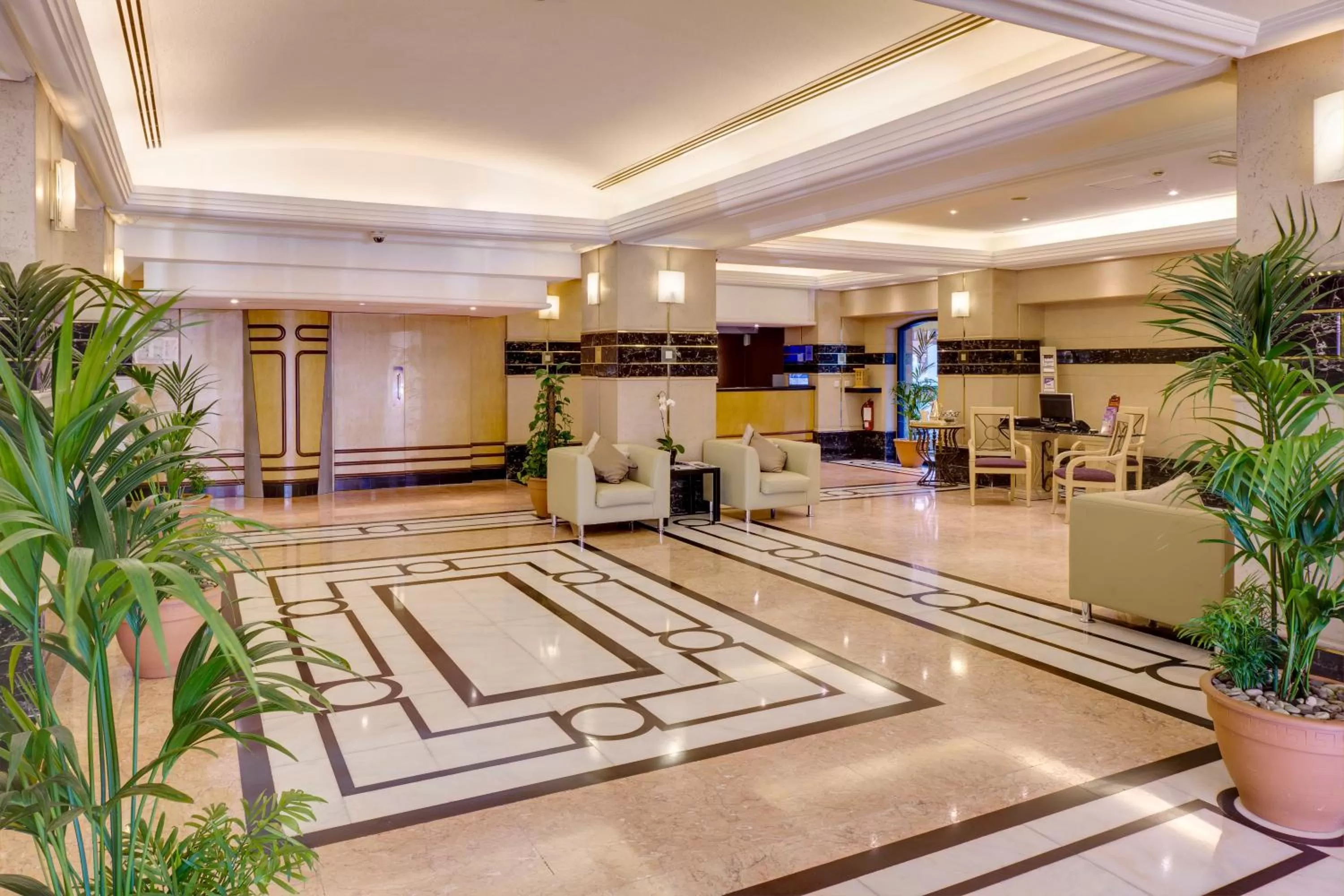 Lobby or reception in Novel Hotel City Center