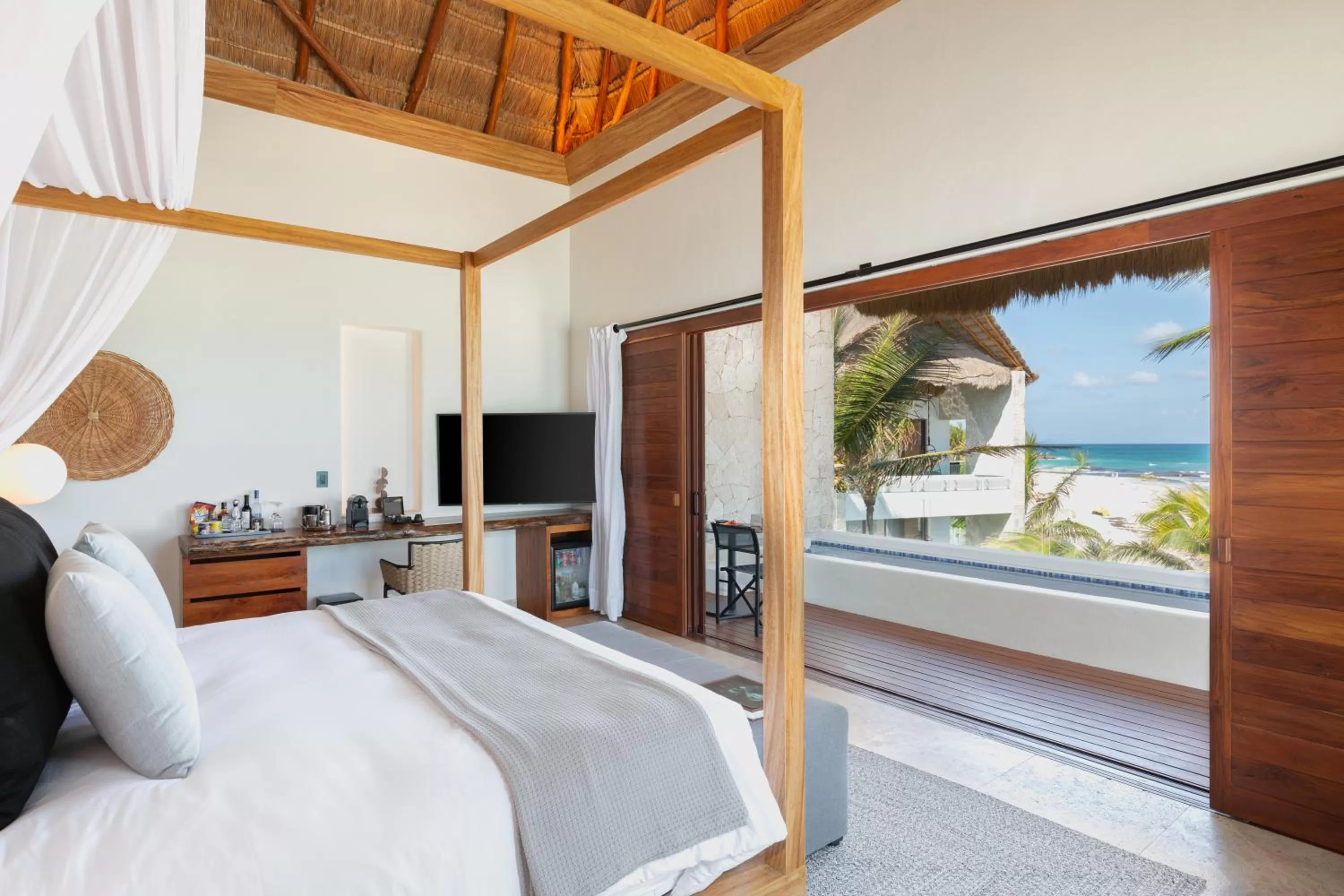 TV and multimedia, Bed in Tago Tulum by G Hotels