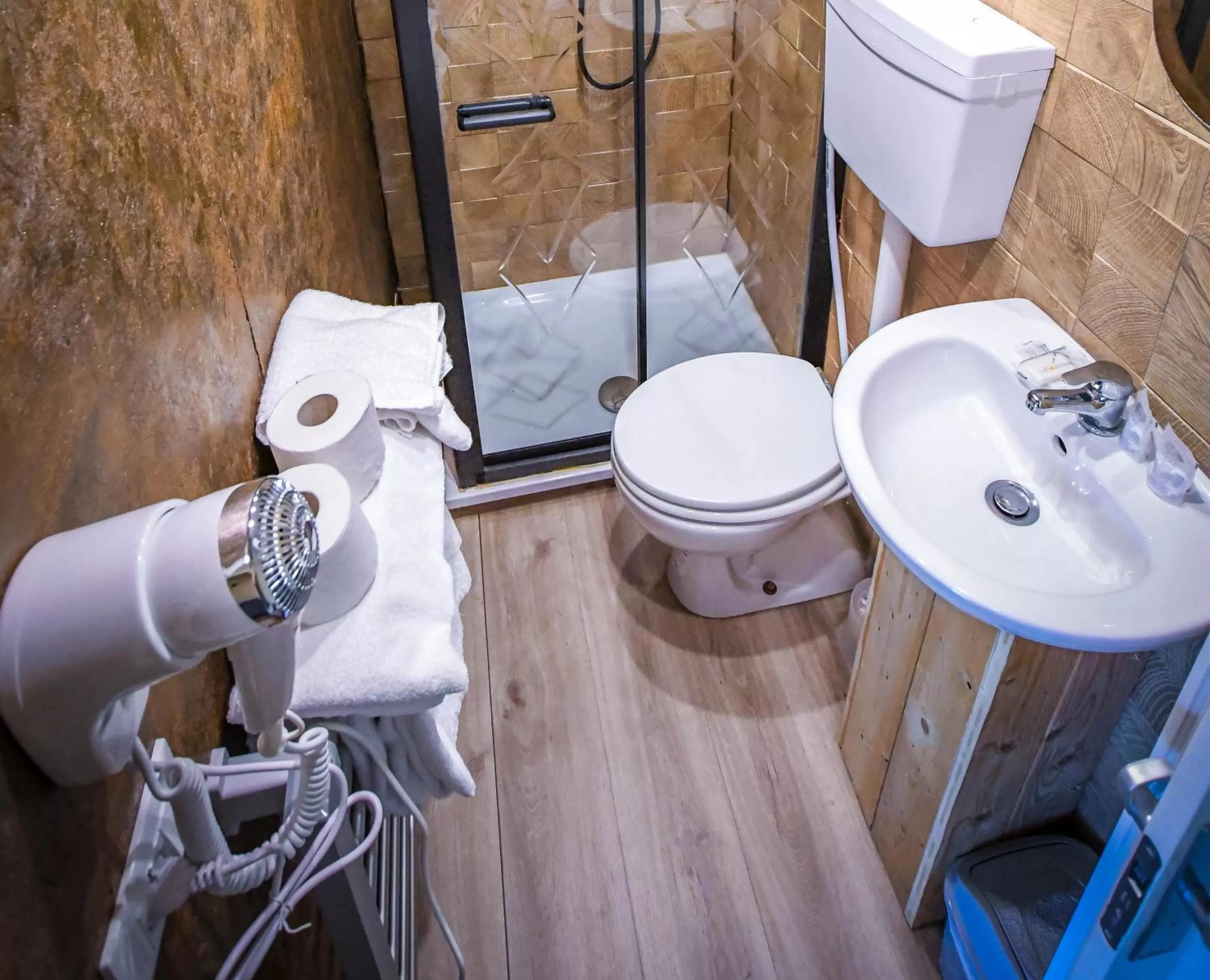 Albavillage Rooms & Camping