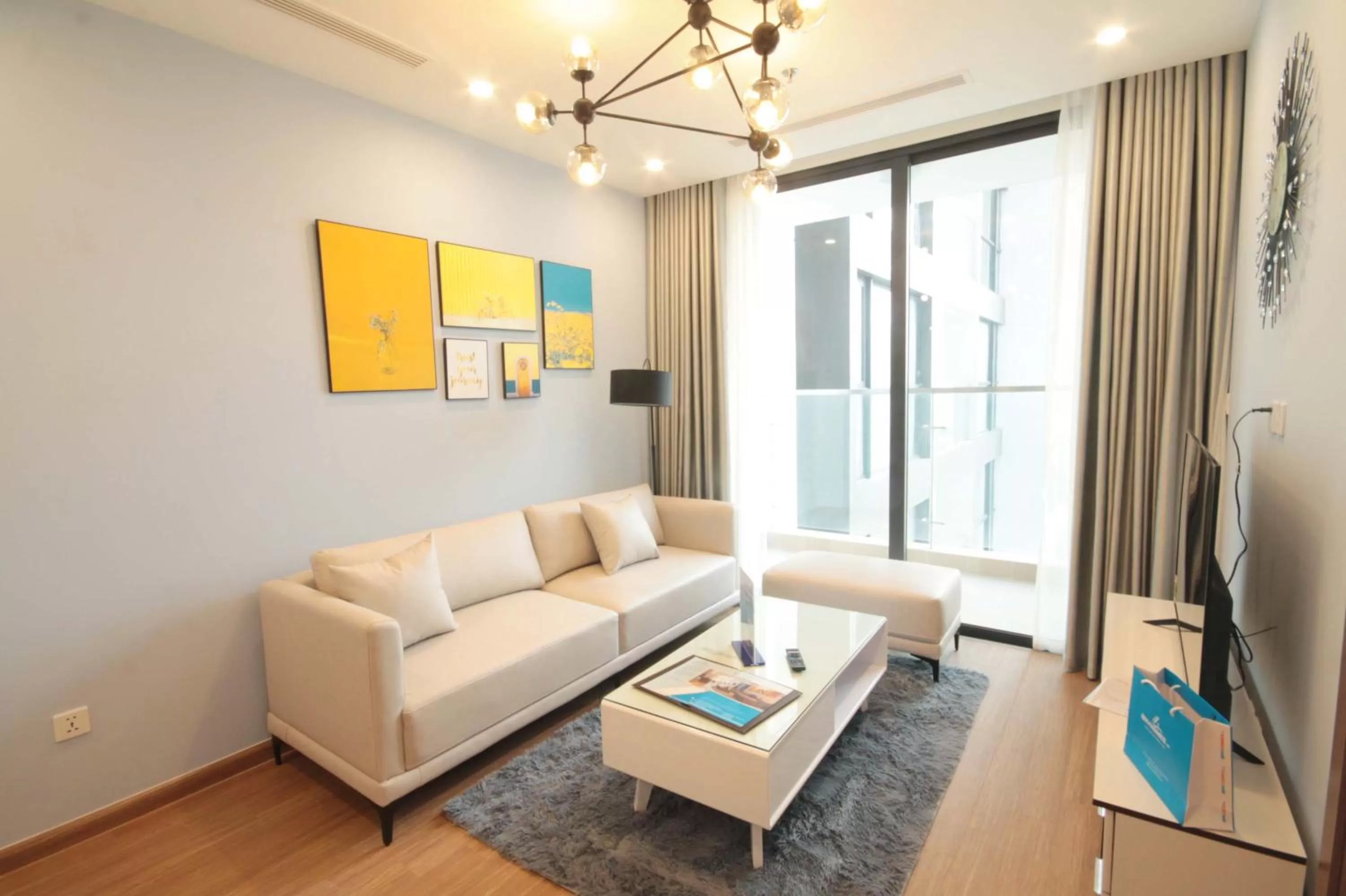 Seating Area in Vinhomes Skylake Apartment - by Bayhomes