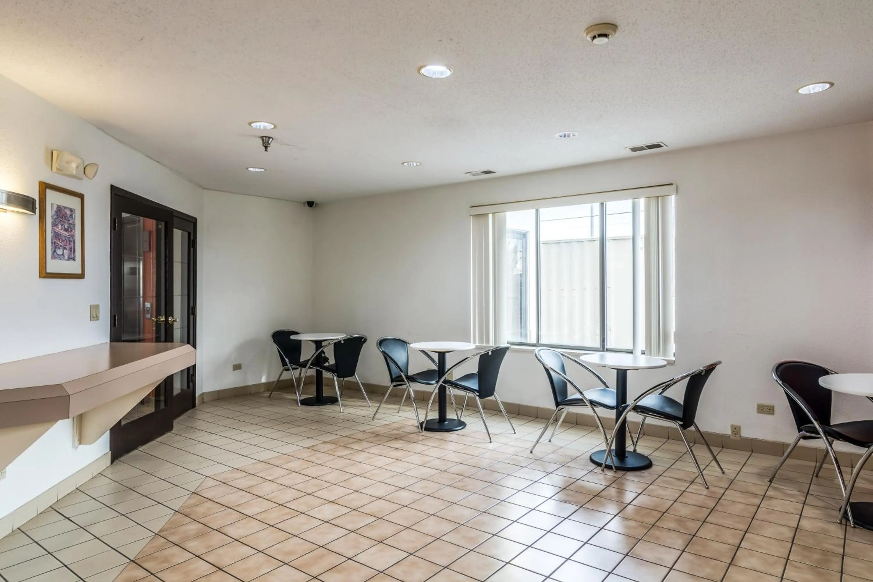 Lobby or reception in Motel 6-Harvey, IL