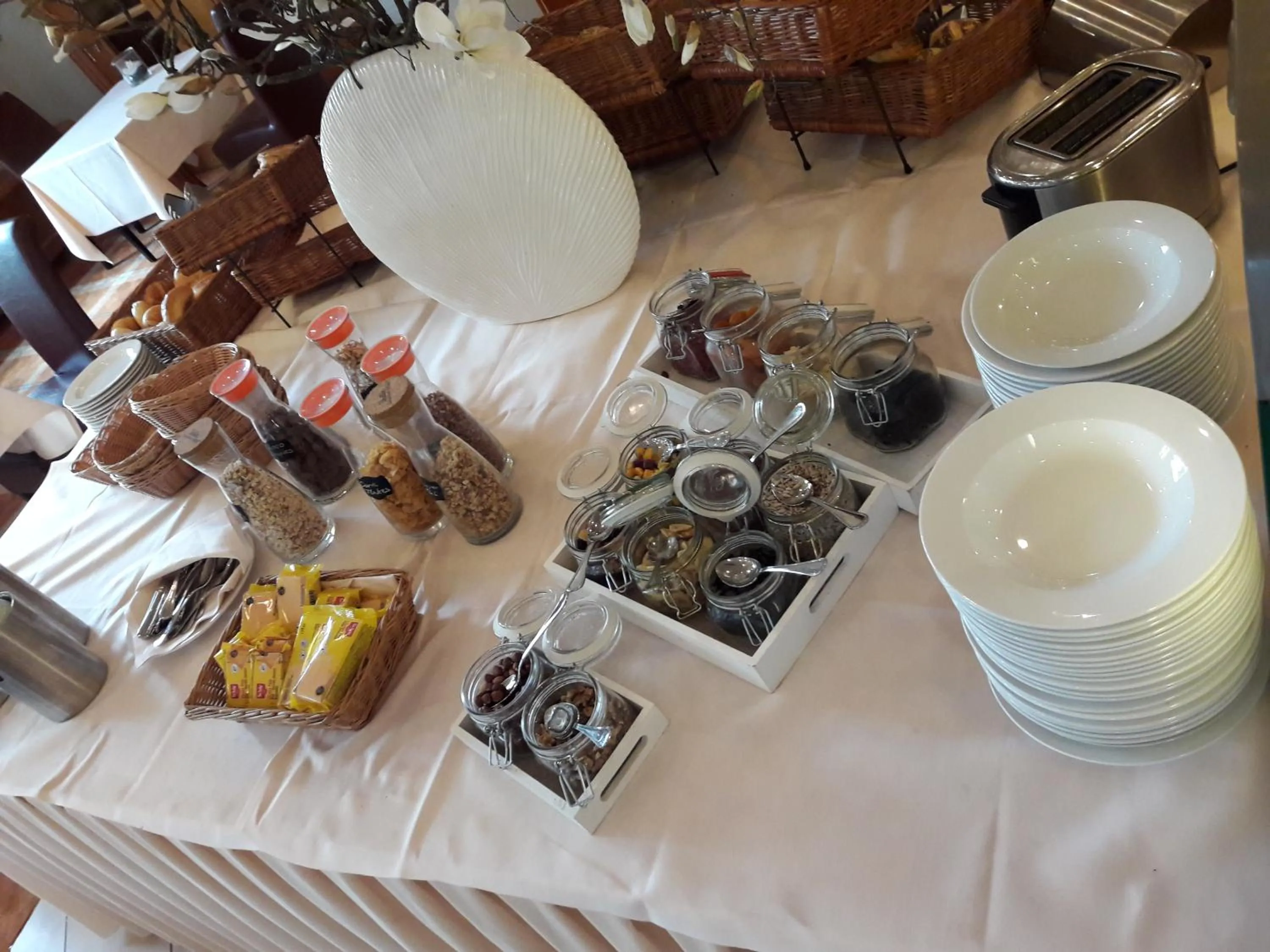 Continental breakfast in Mercure Hotel Bad Duerkheim An Den Salinen