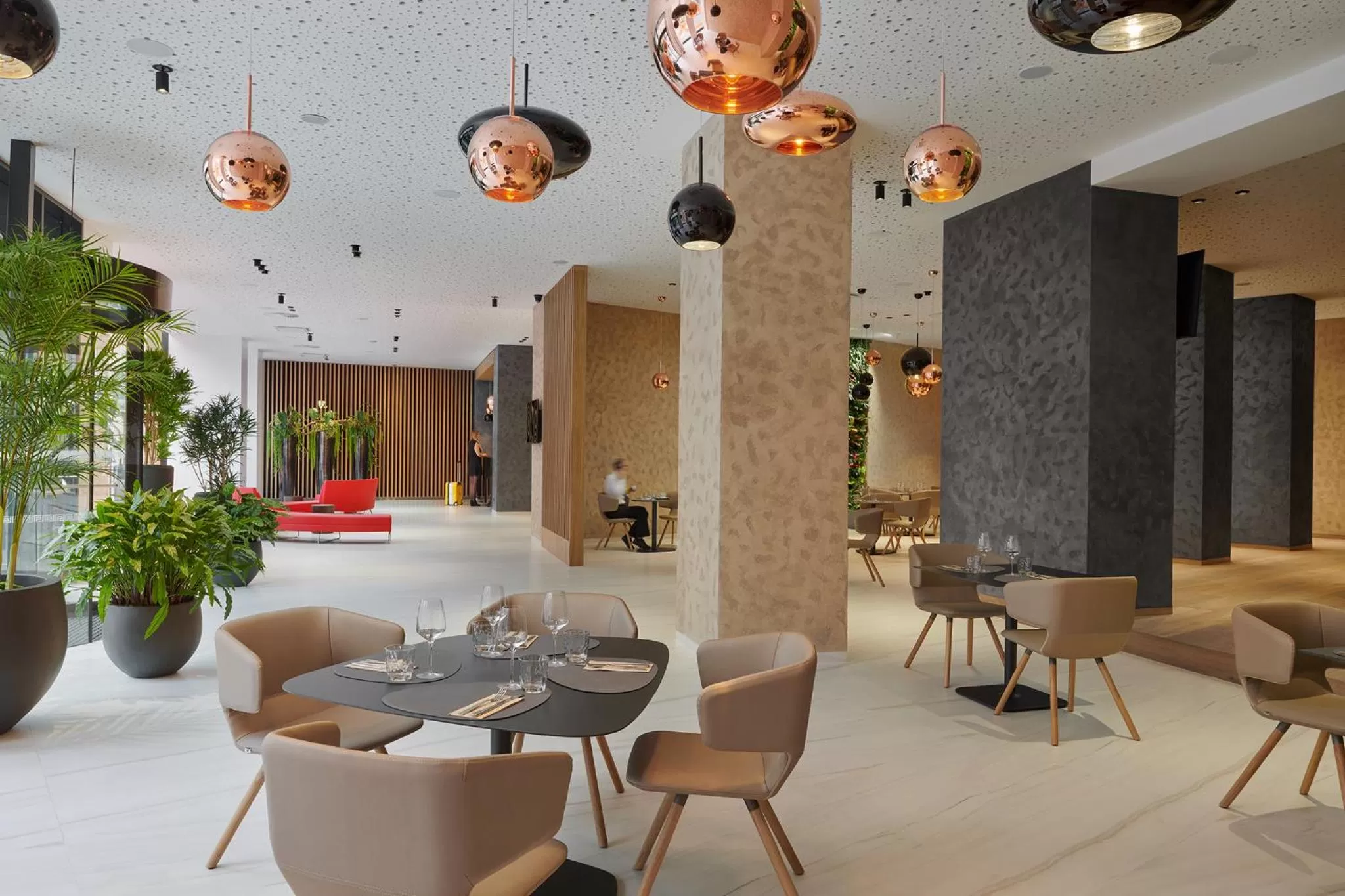 Restaurant/places to eat in Hotel Passage